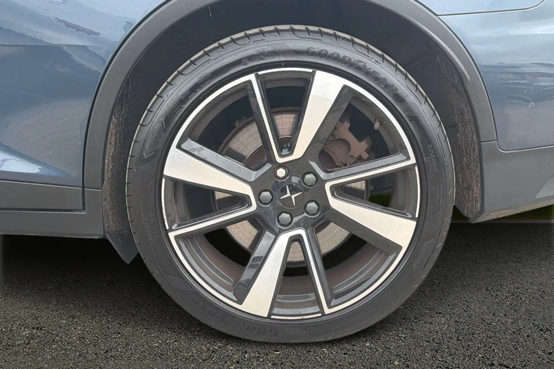 2020 POLESTAR 2 2020 POLESTAR 2