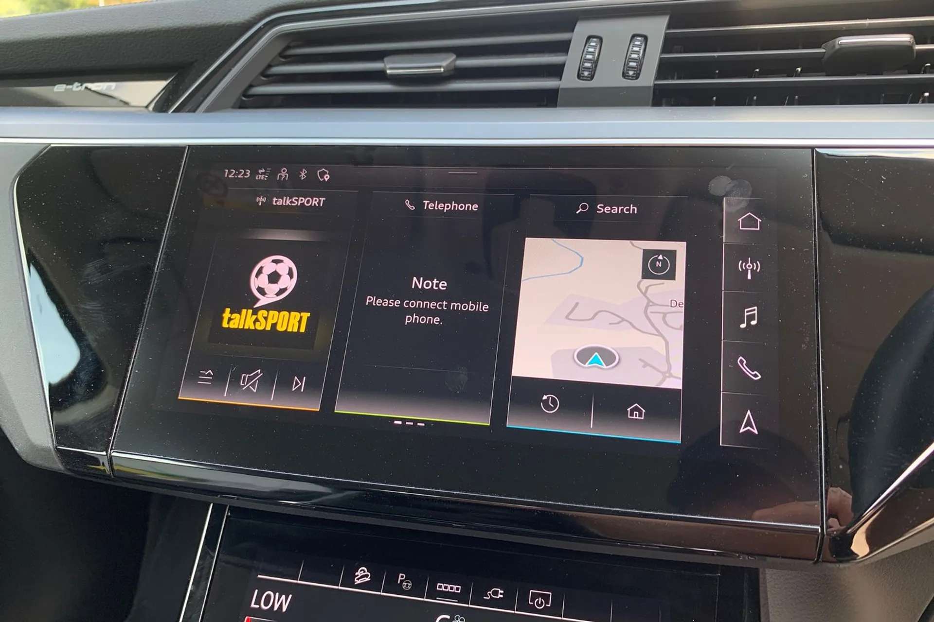 2022 AUDI E-TRON 2022 AUDI E-TRON