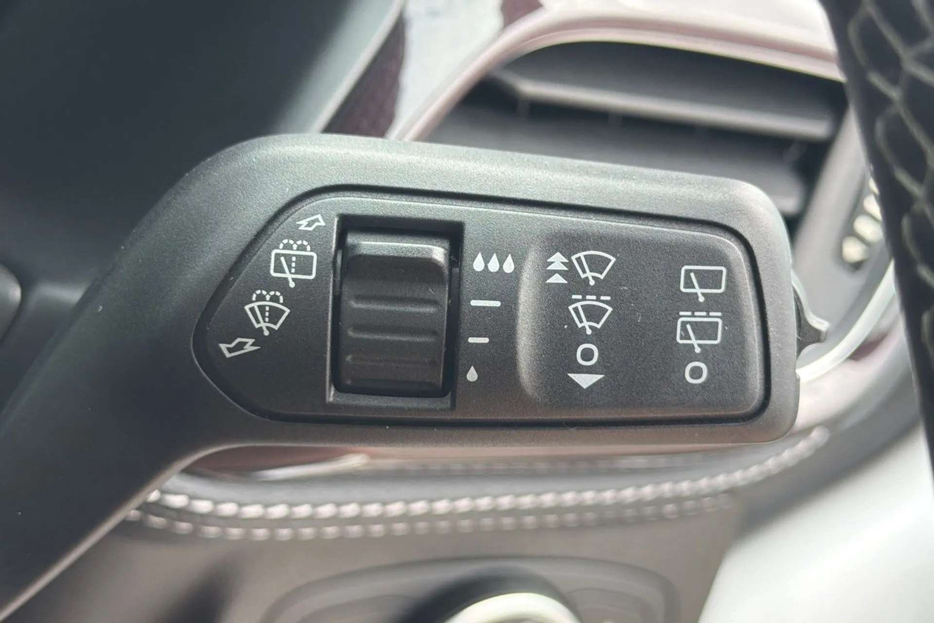 2018 FORD FIESTA VIGNALE 2018 FORD FIESTA VIGNALE