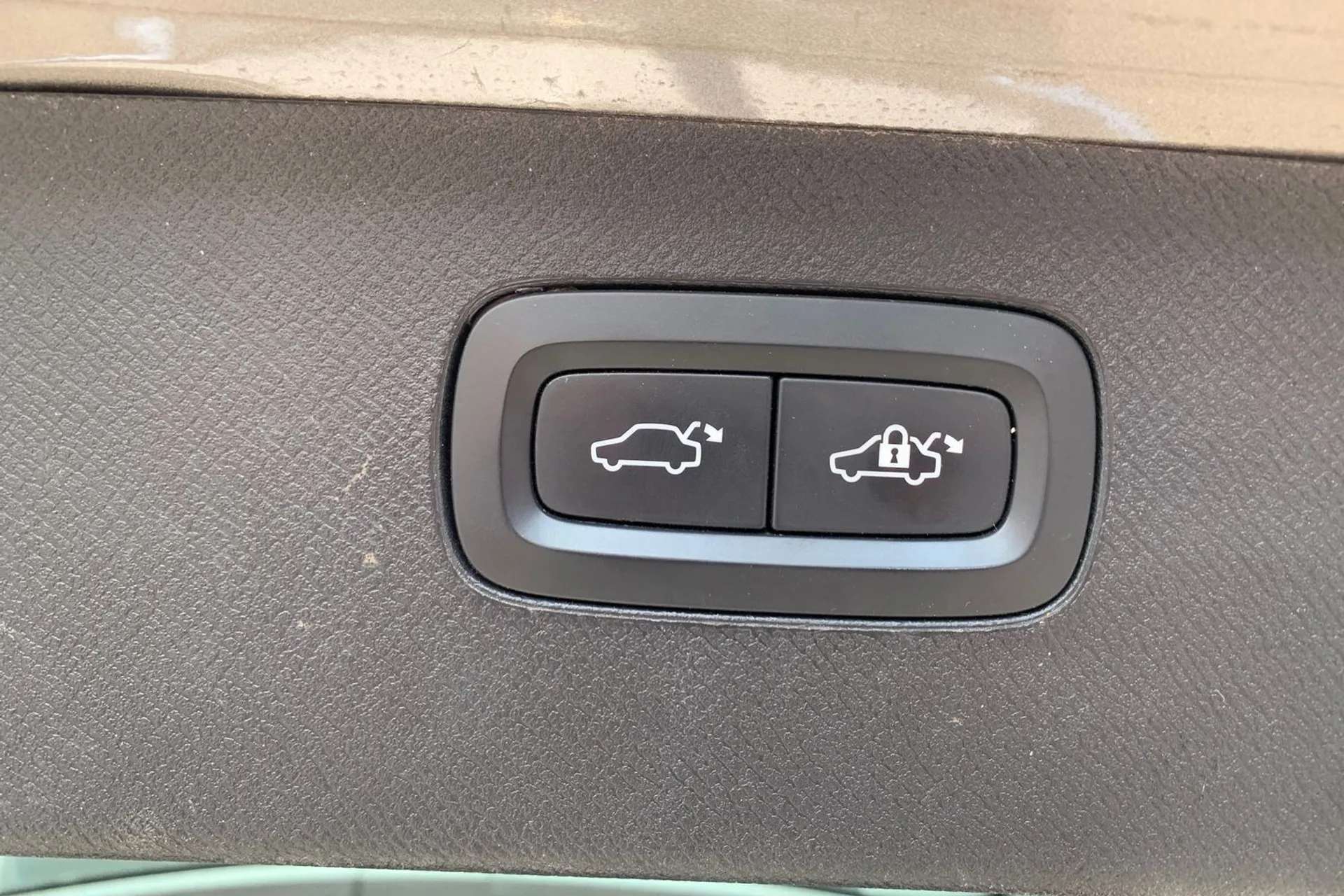 2020 VOLVO XC90 2020 VOLVO XC90