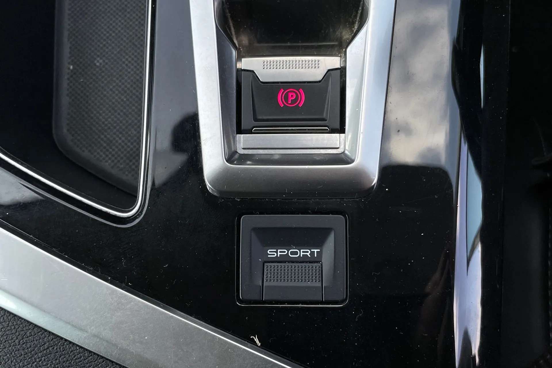 2018 PEUGEOT 3008 2018 PEUGEOT 3008