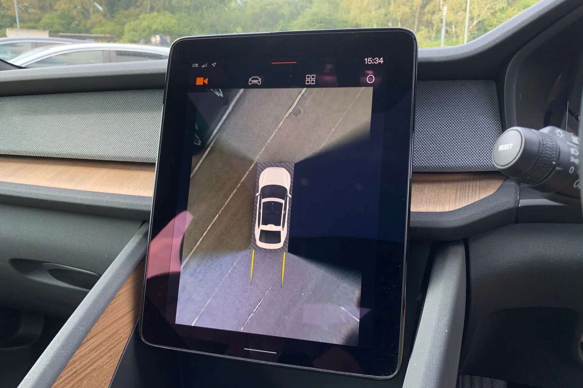 2020 POLESTAR 2 2020 POLESTAR 2