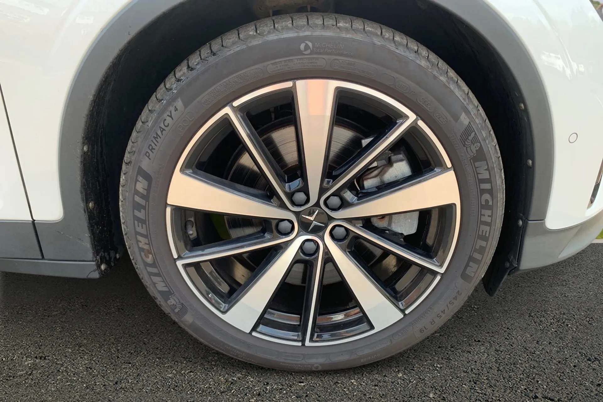 2020 POLESTAR 2 2020 POLESTAR 2