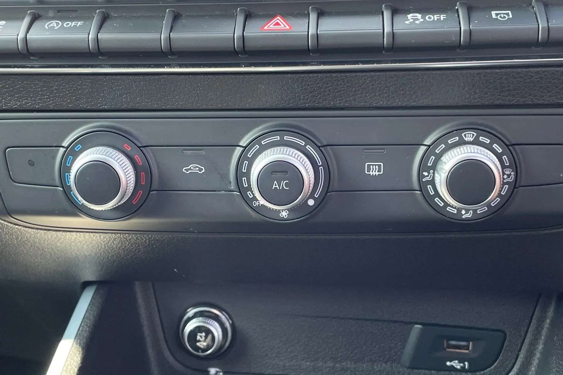 2022 AUDI Q2 2022 AUDI Q2