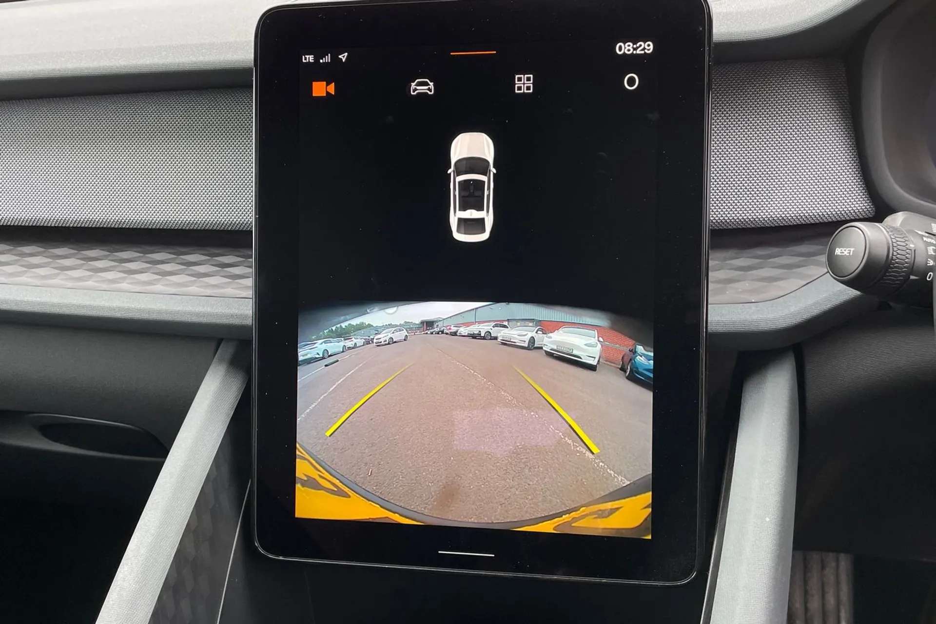 2023 POLESTAR 2 2023 POLESTAR 2