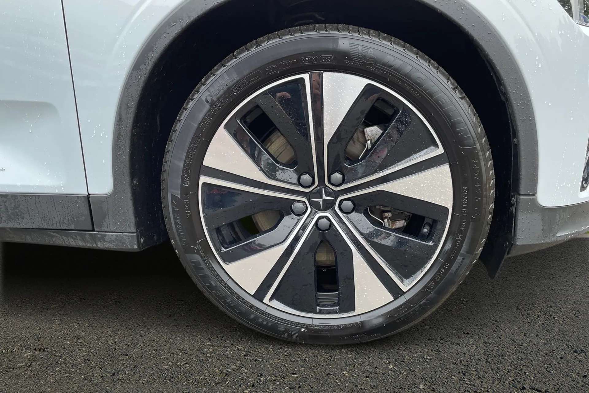 2023 POLESTAR 2 2023 POLESTAR 2