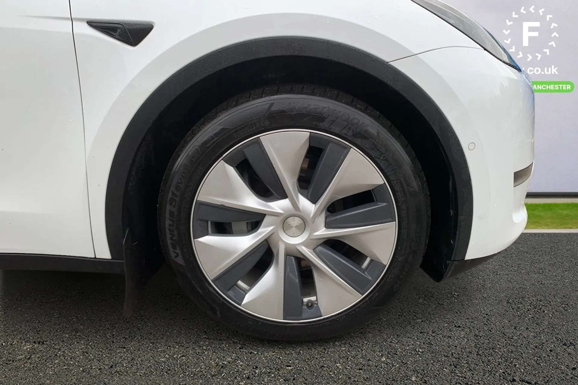 2022 TESLA MODEL Y 2022 TESLA MODEL Y