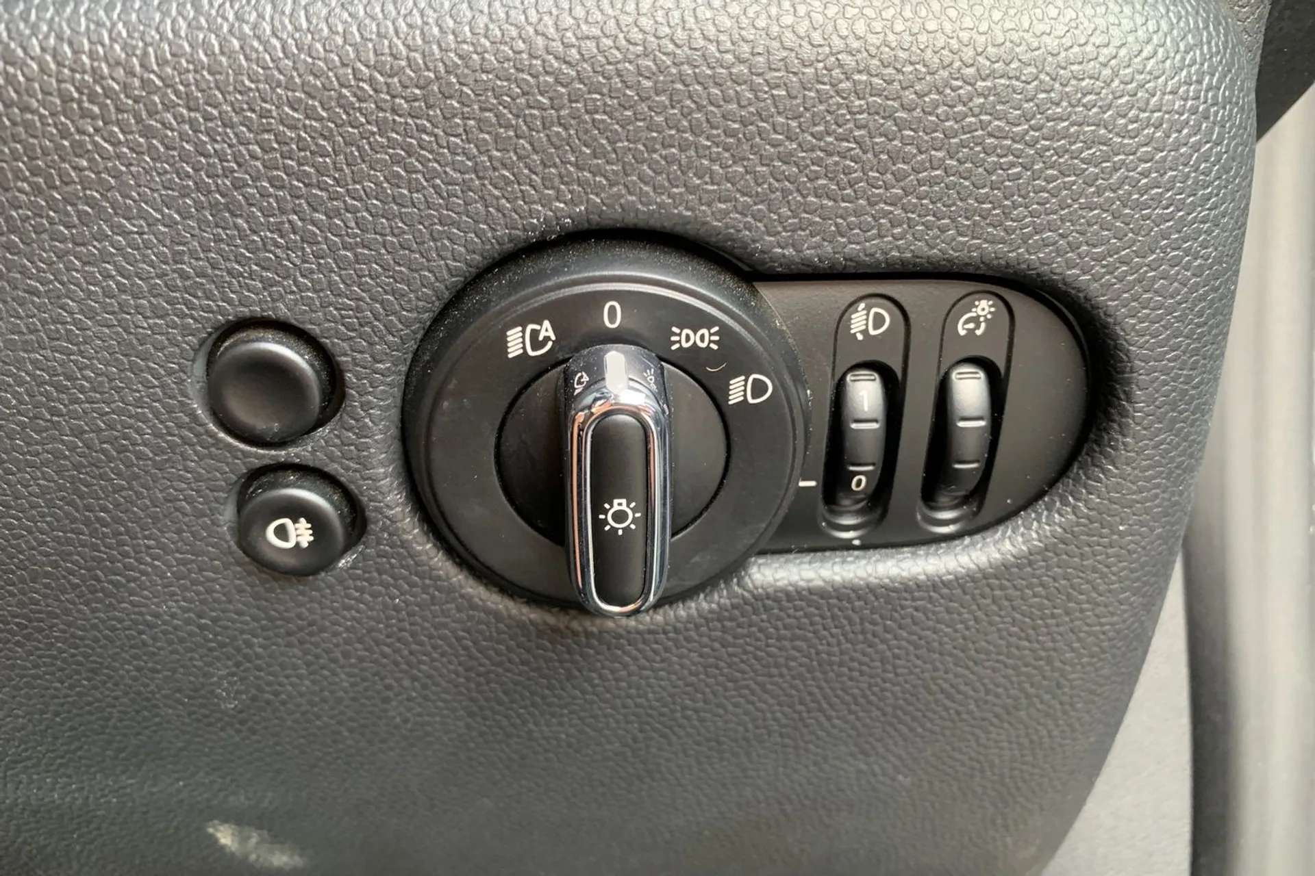 2019 MINI CONVERTIBLE 2019 MINI CONVERTIBLE