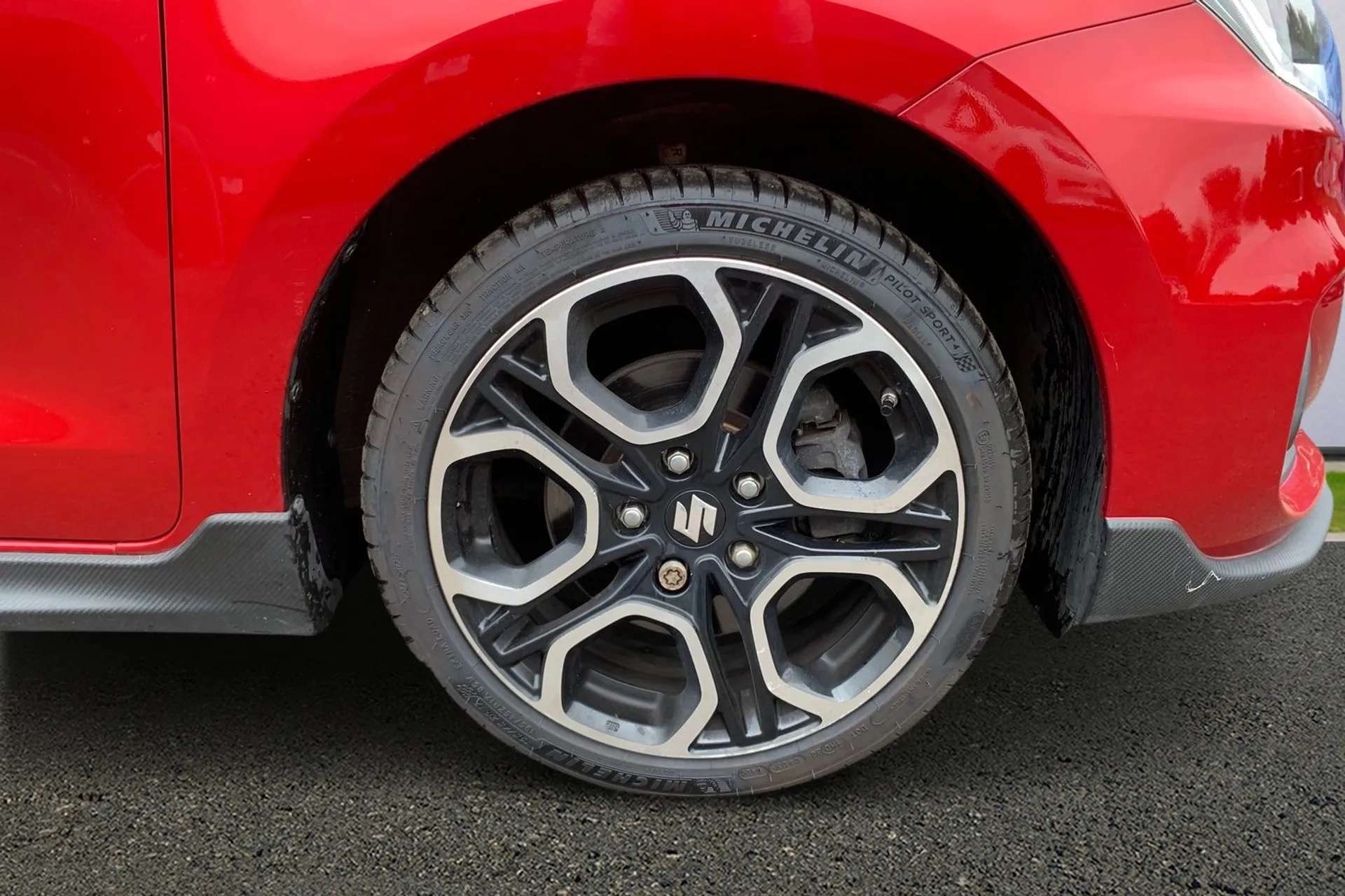 2019 SUZUKI SWIFT 2019 SUZUKI SWIFT