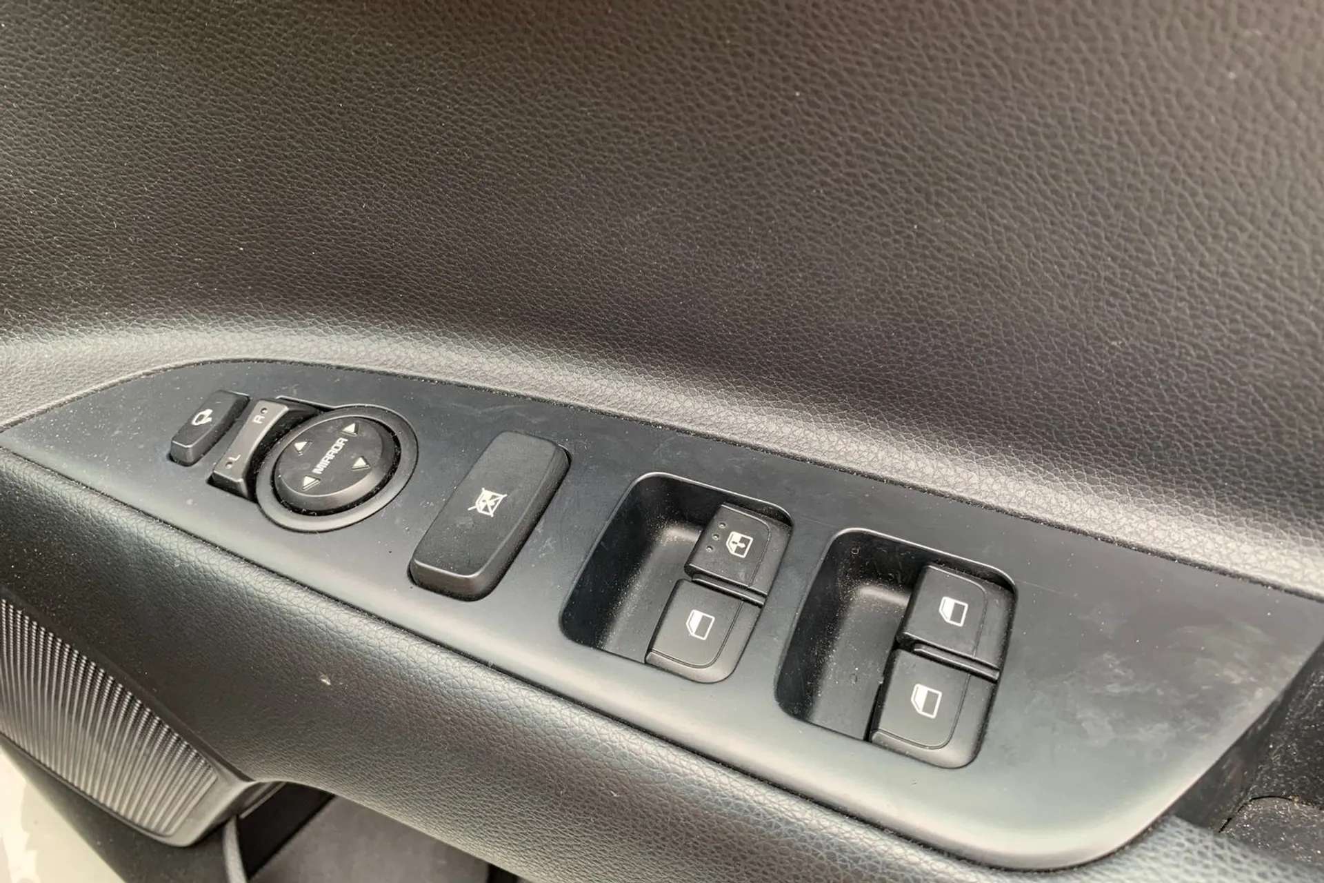 2020 KIA STONIC 2020 KIA STONIC