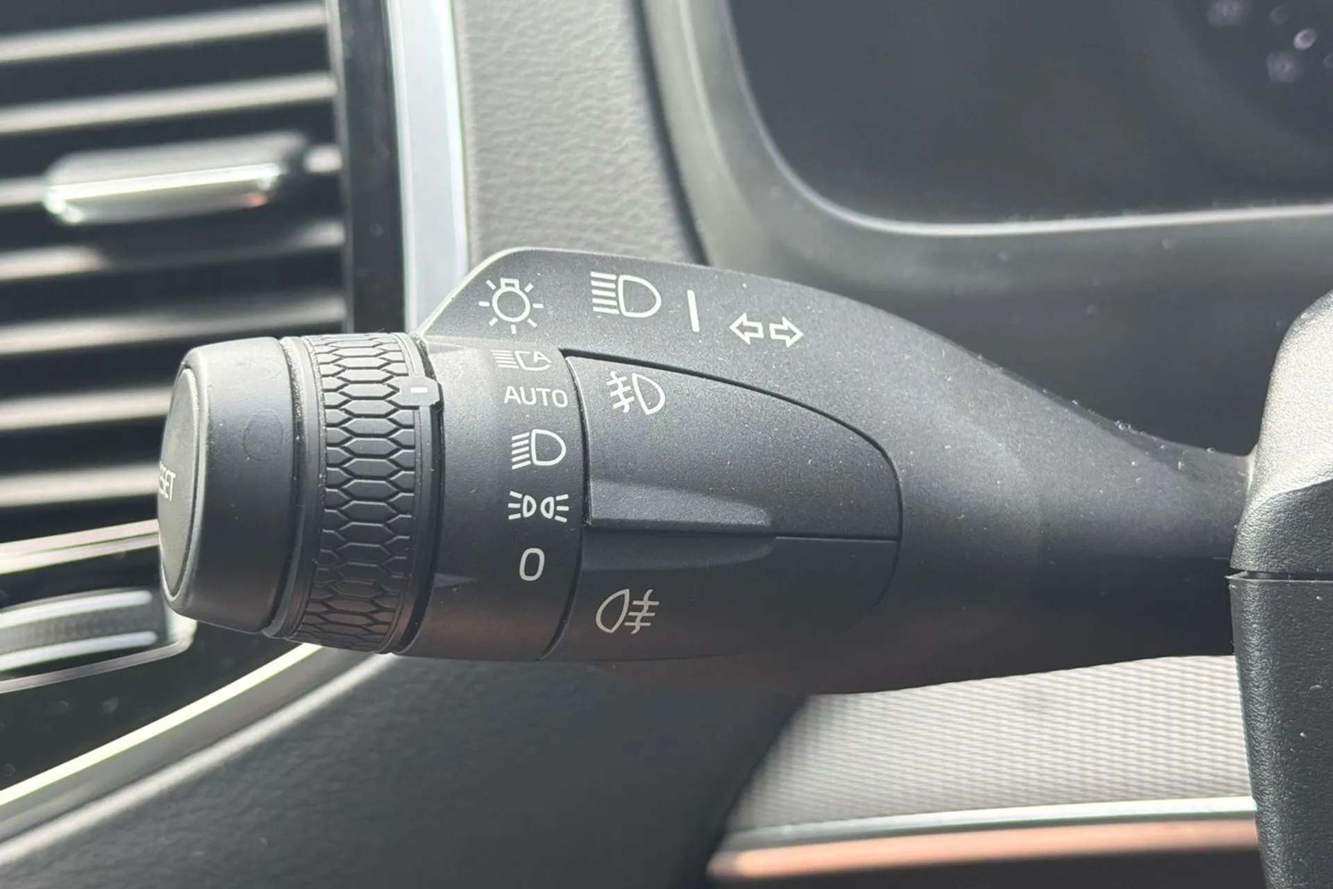 2023 VOLVO XC90 2023 VOLVO XC90