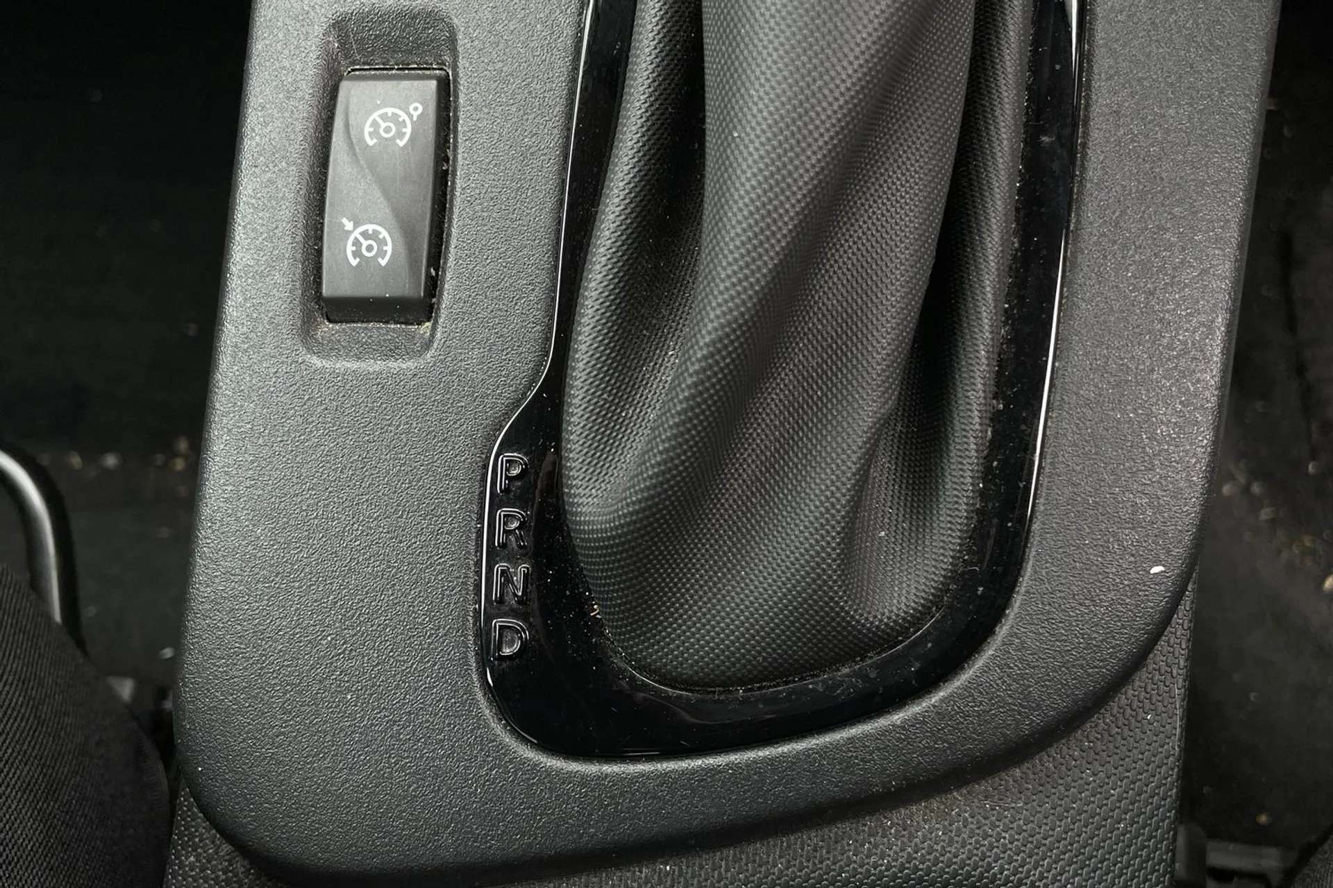 2018 RENAULT ZOE 2018 RENAULT ZOE