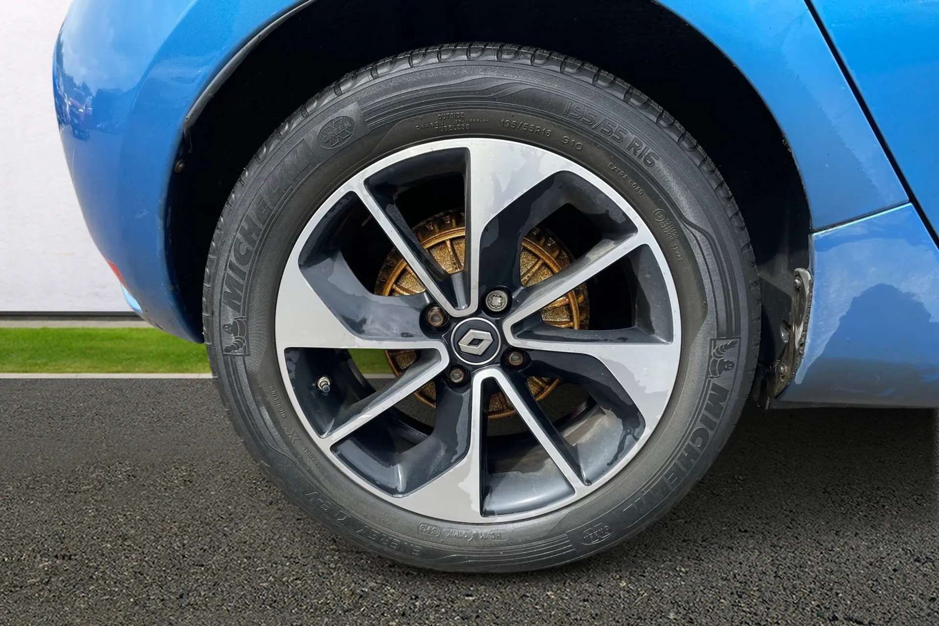 2018 RENAULT ZOE 2018 RENAULT ZOE