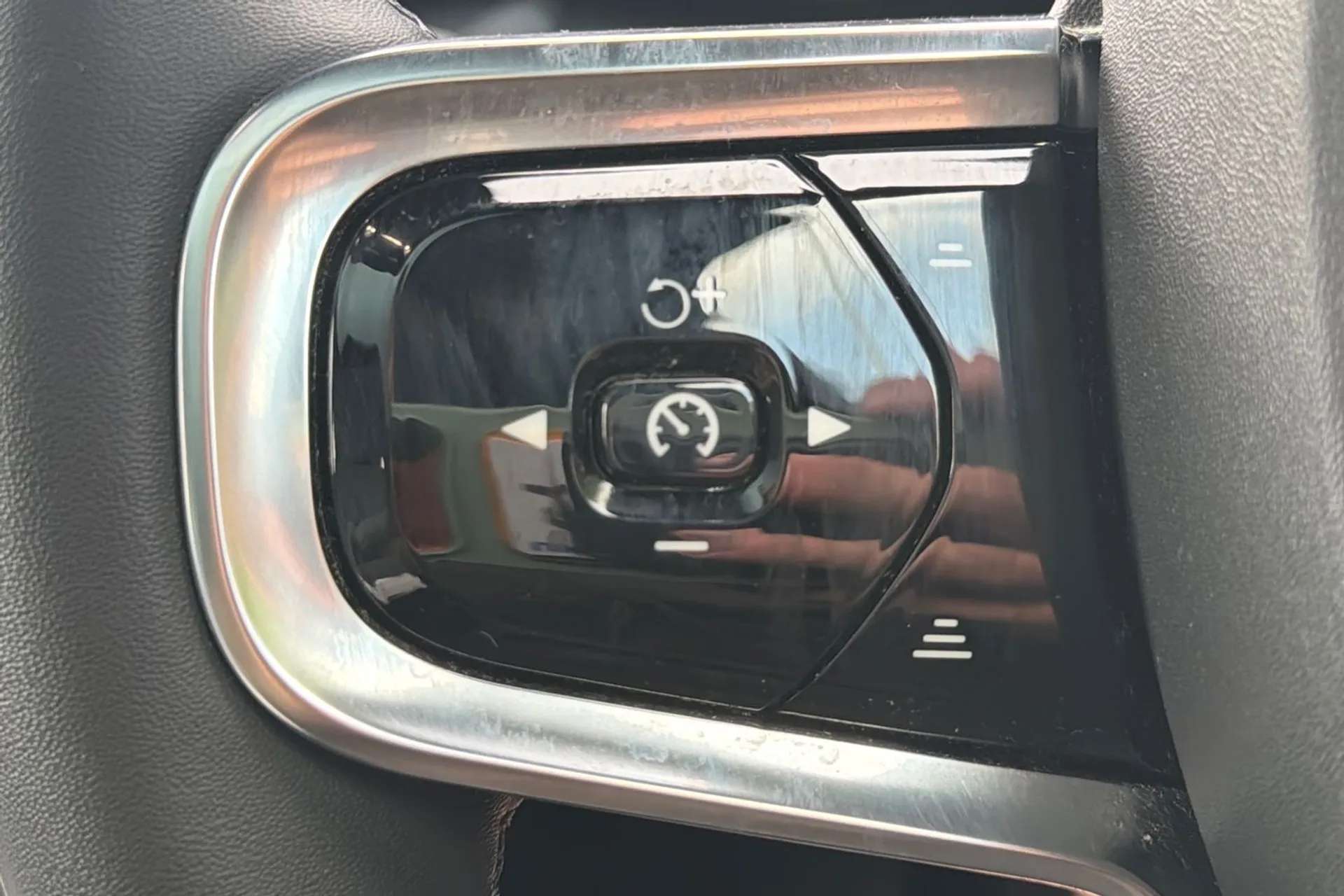 2021 POLESTAR 2 2021 POLESTAR 2