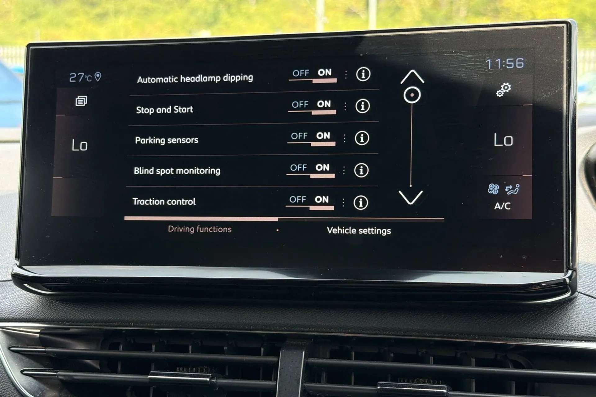 2023 PEUGEOT 3008 2023 PEUGEOT 3008