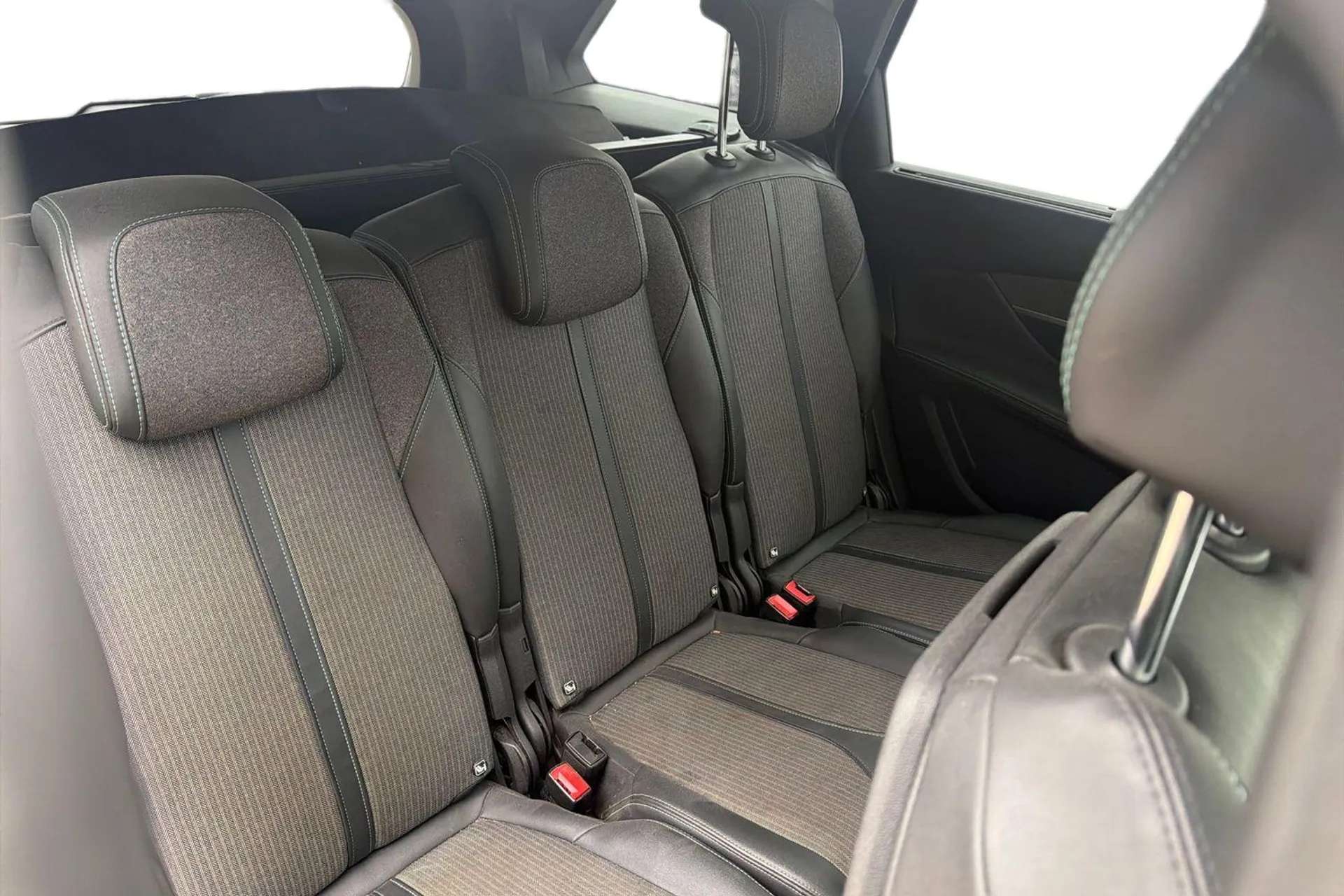 2022 PEUGEOT 5008 2022 PEUGEOT 5008