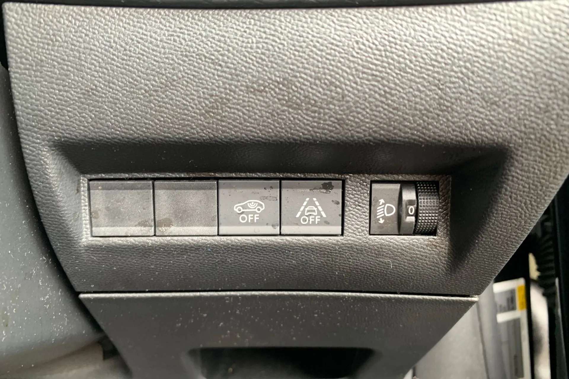 2022 PEUGEOT 2008 2022 PEUGEOT 2008