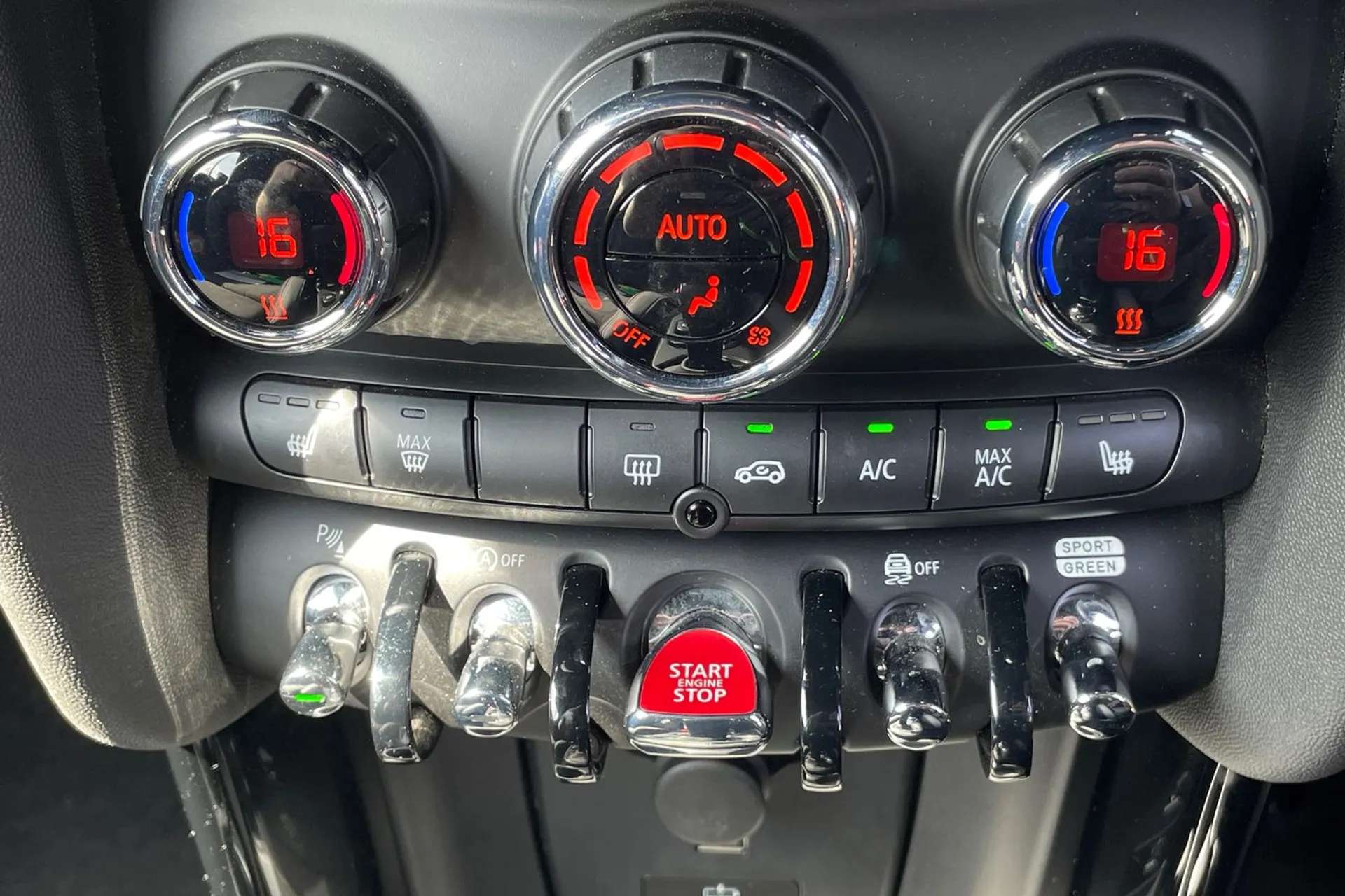 2024 MINI CONVERTIBLE 2024 MINI CONVERTIBLE