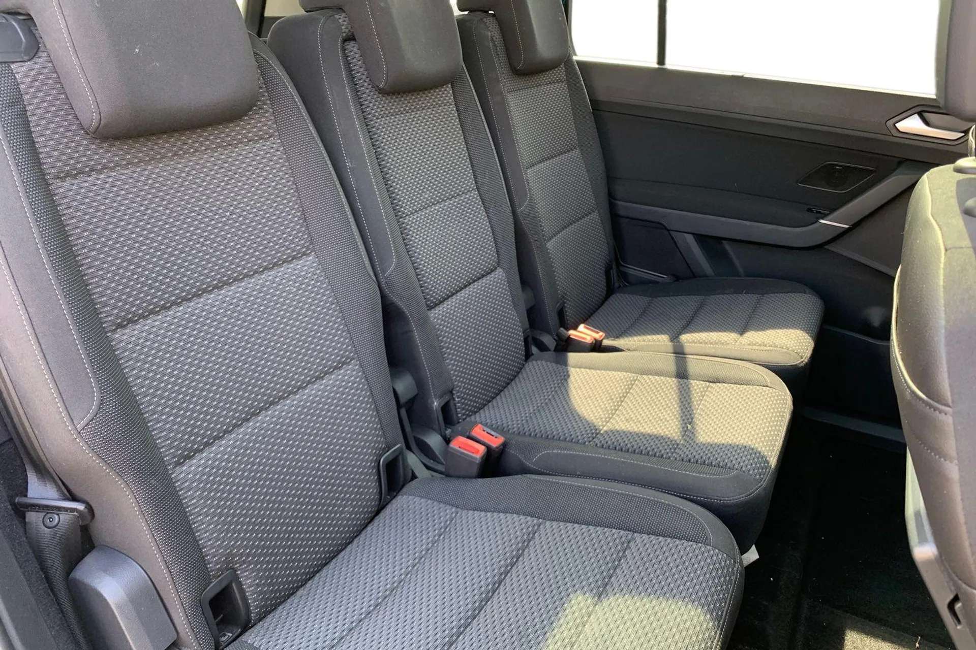 2021 VOLKSWAGEN TOURAN 2021 VOLKSWAGEN TOURAN