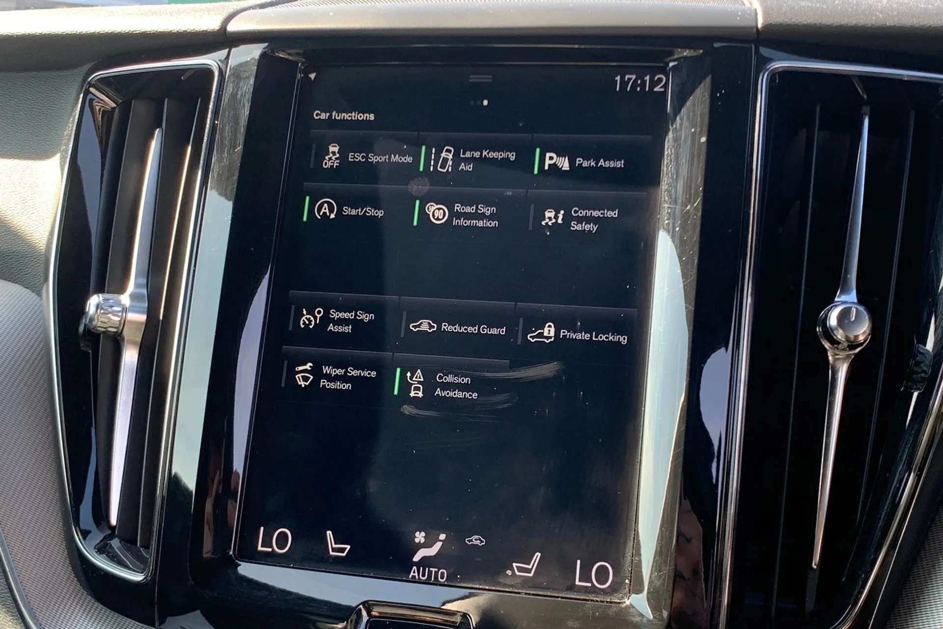 2018 VOLVO XC60 2018 VOLVO XC60