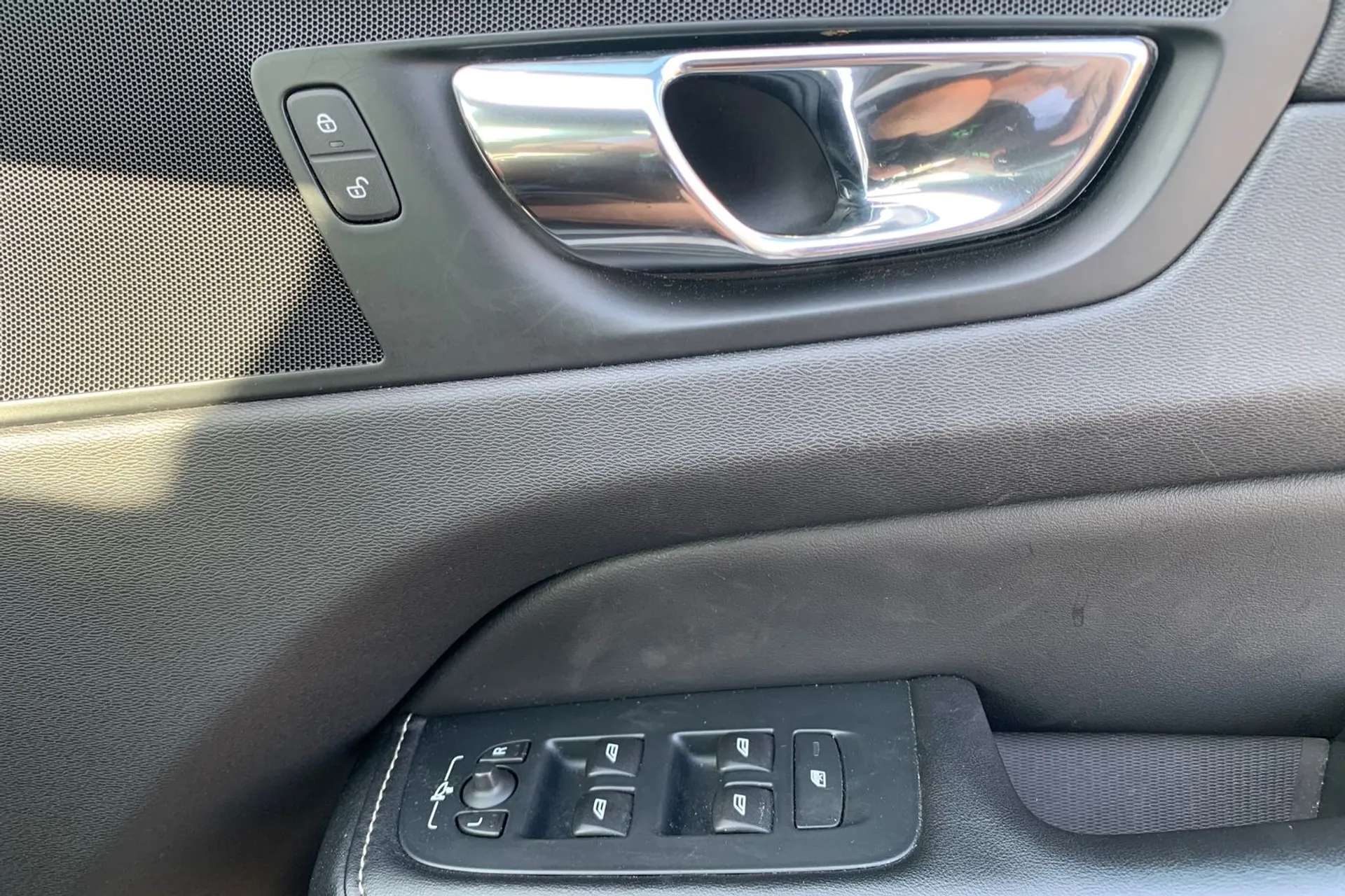 2018 VOLVO XC60 2018 VOLVO XC60