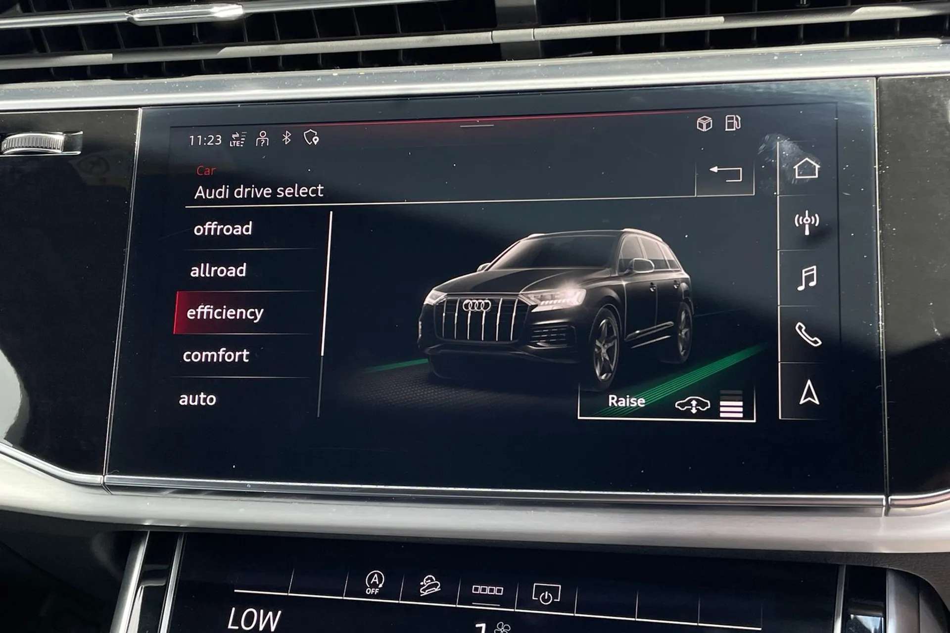 2021 AUDI Q7 2021 AUDI Q7