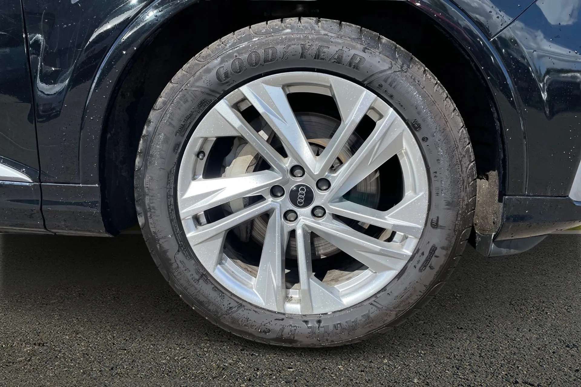 2021 AUDI Q7 2021 AUDI Q7