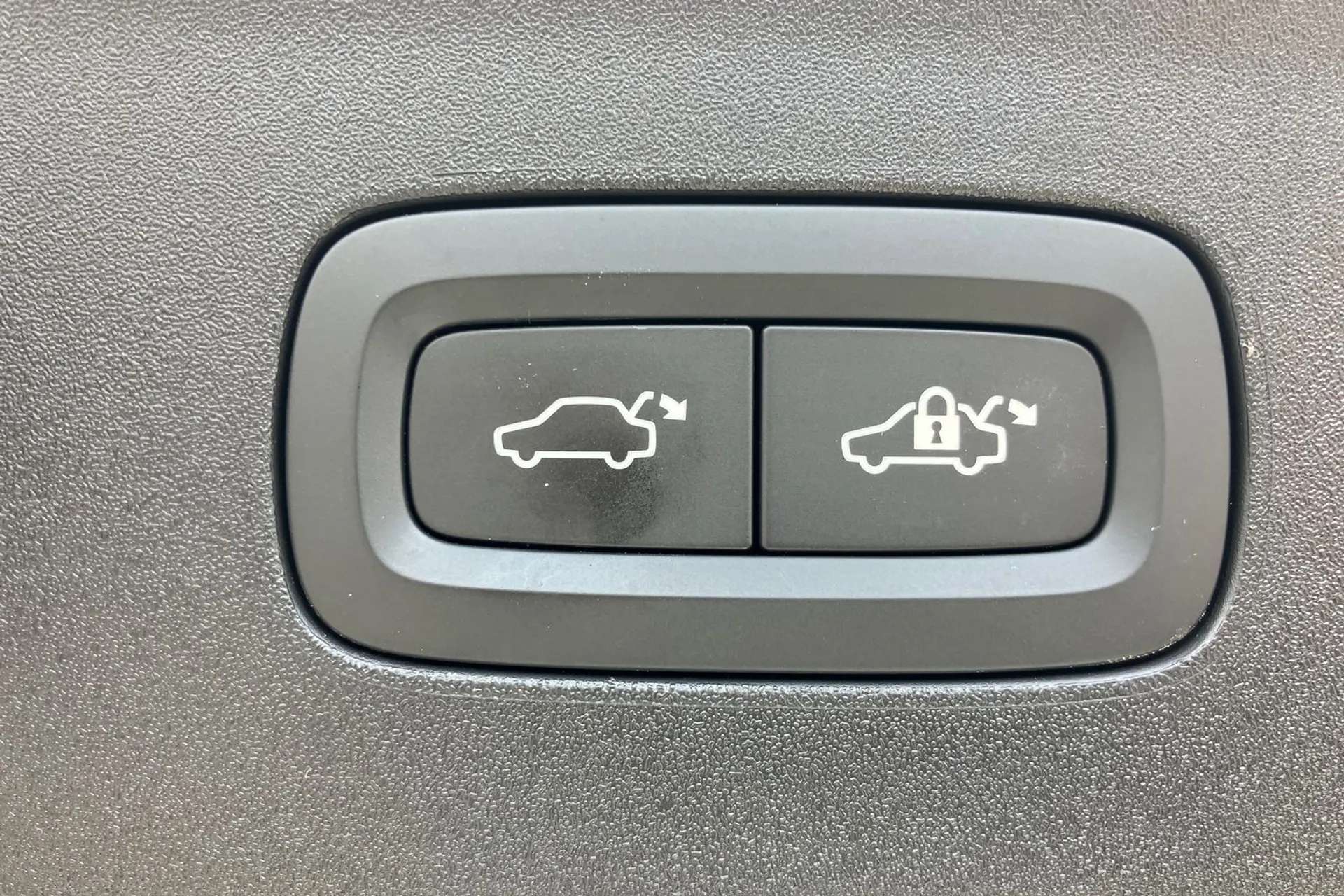 2021 POLESTAR 2 2021 POLESTAR 2