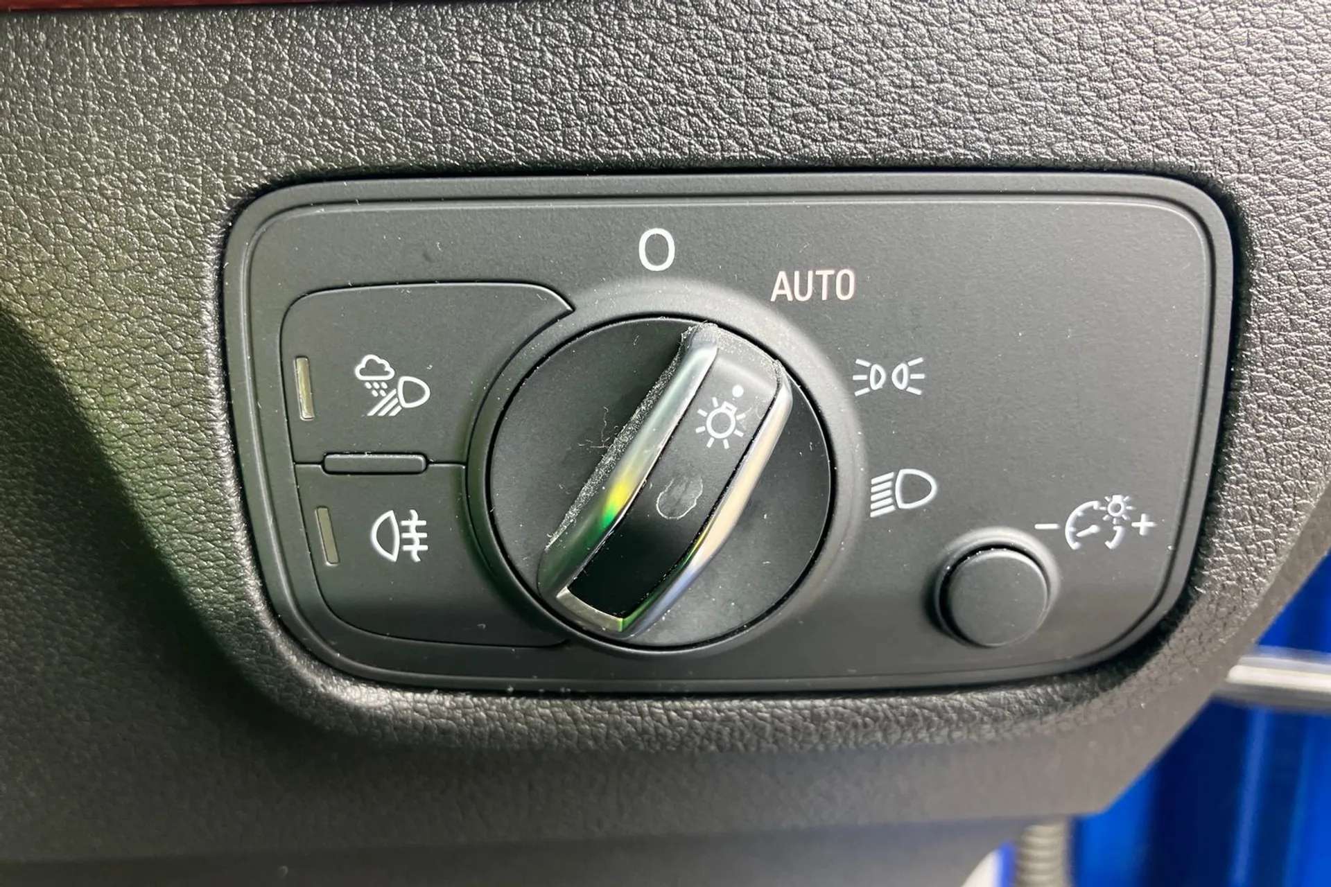 2020 AUDI Q2 2020 AUDI Q2