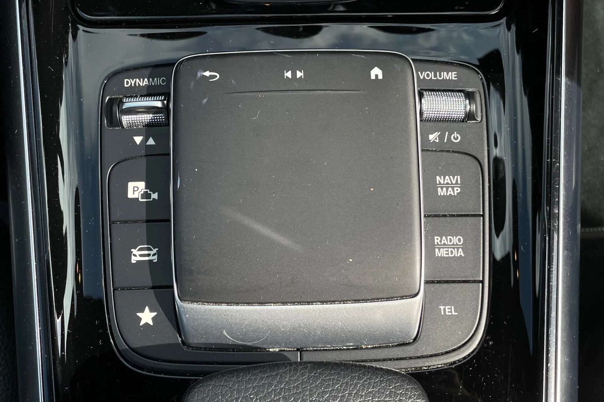 2021 MERCEDES-BENZ GLA 2021 MERCEDES-BENZ GLA
