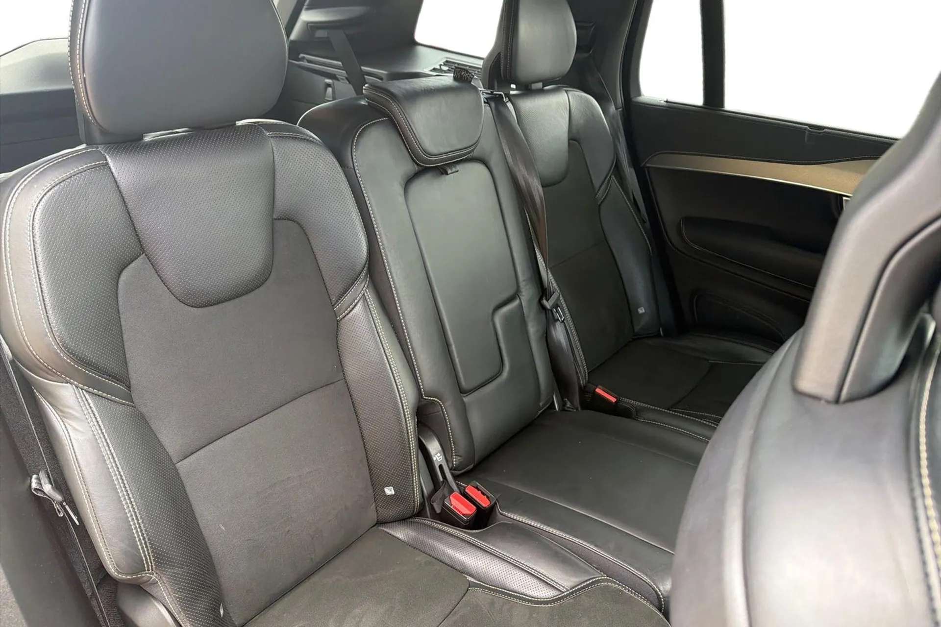 2019 VOLVO XC90 2019 VOLVO XC90
