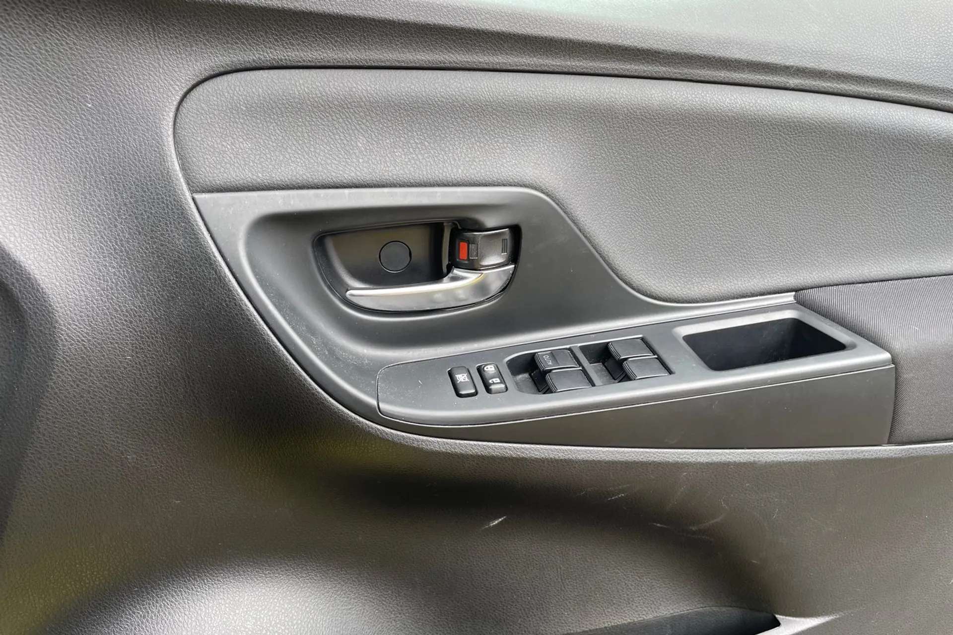 2017 TOYOTA YARIS 2017 TOYOTA YARIS