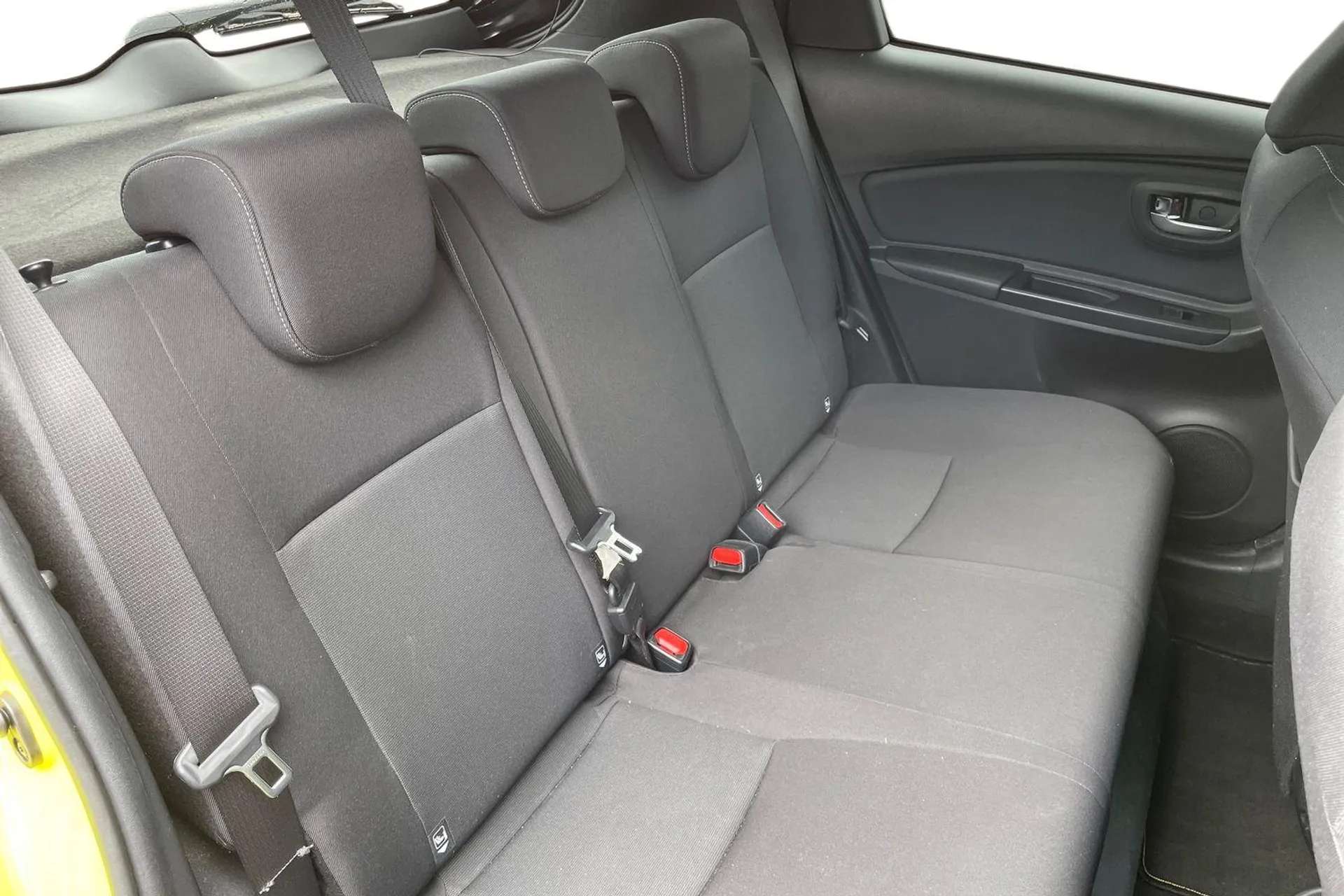 2017 TOYOTA YARIS 2017 TOYOTA YARIS