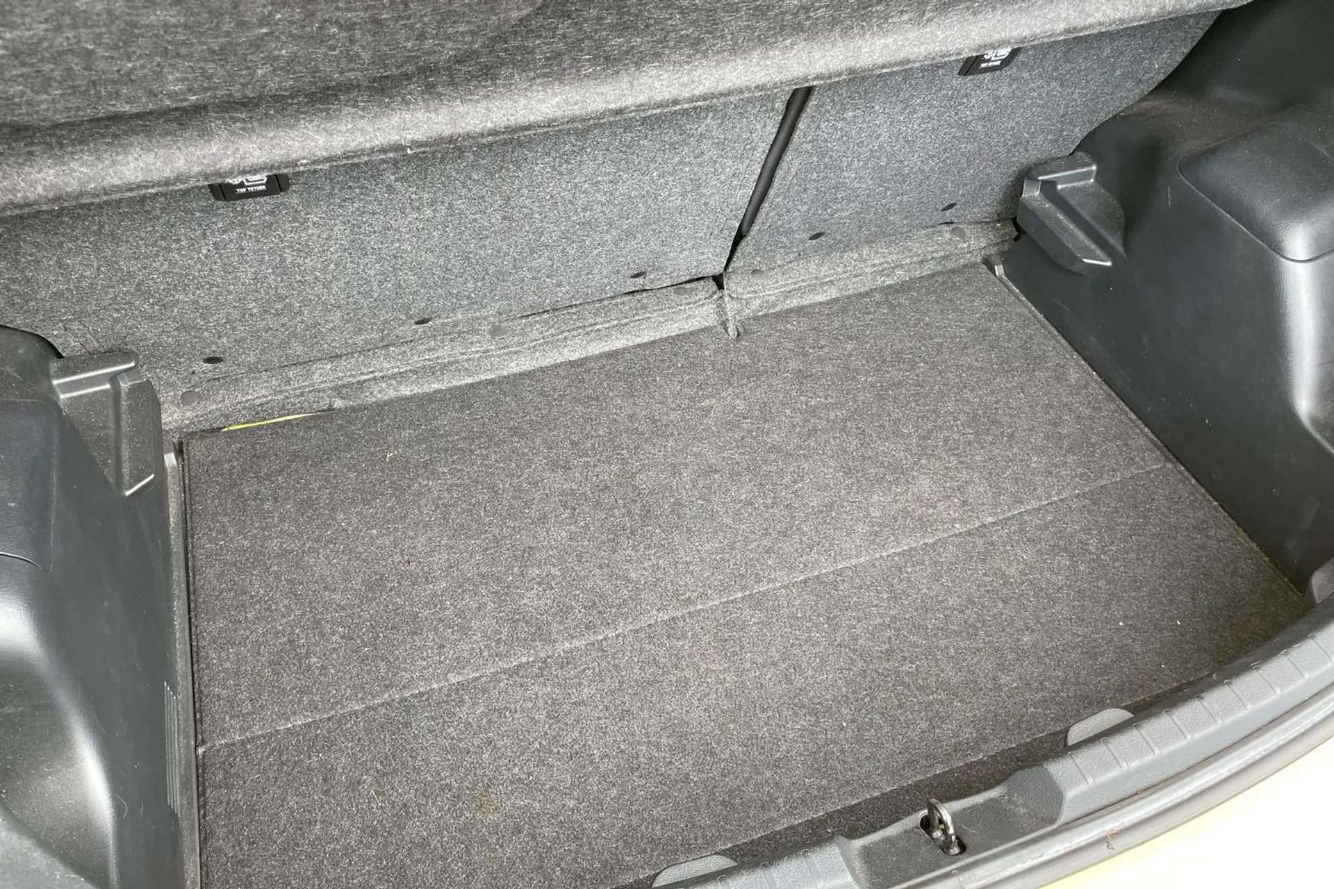 2017 TOYOTA YARIS 2017 TOYOTA YARIS