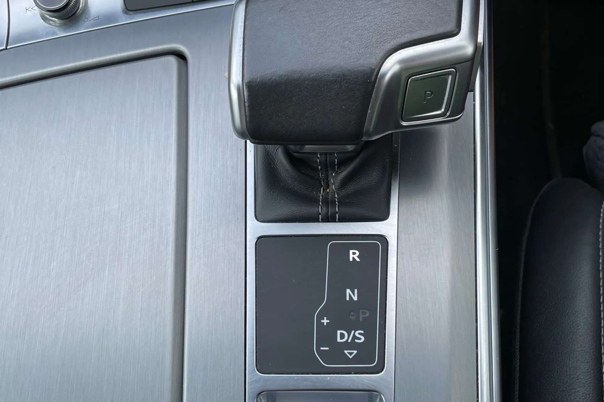 2021 AUDI A6 2021 AUDI A6