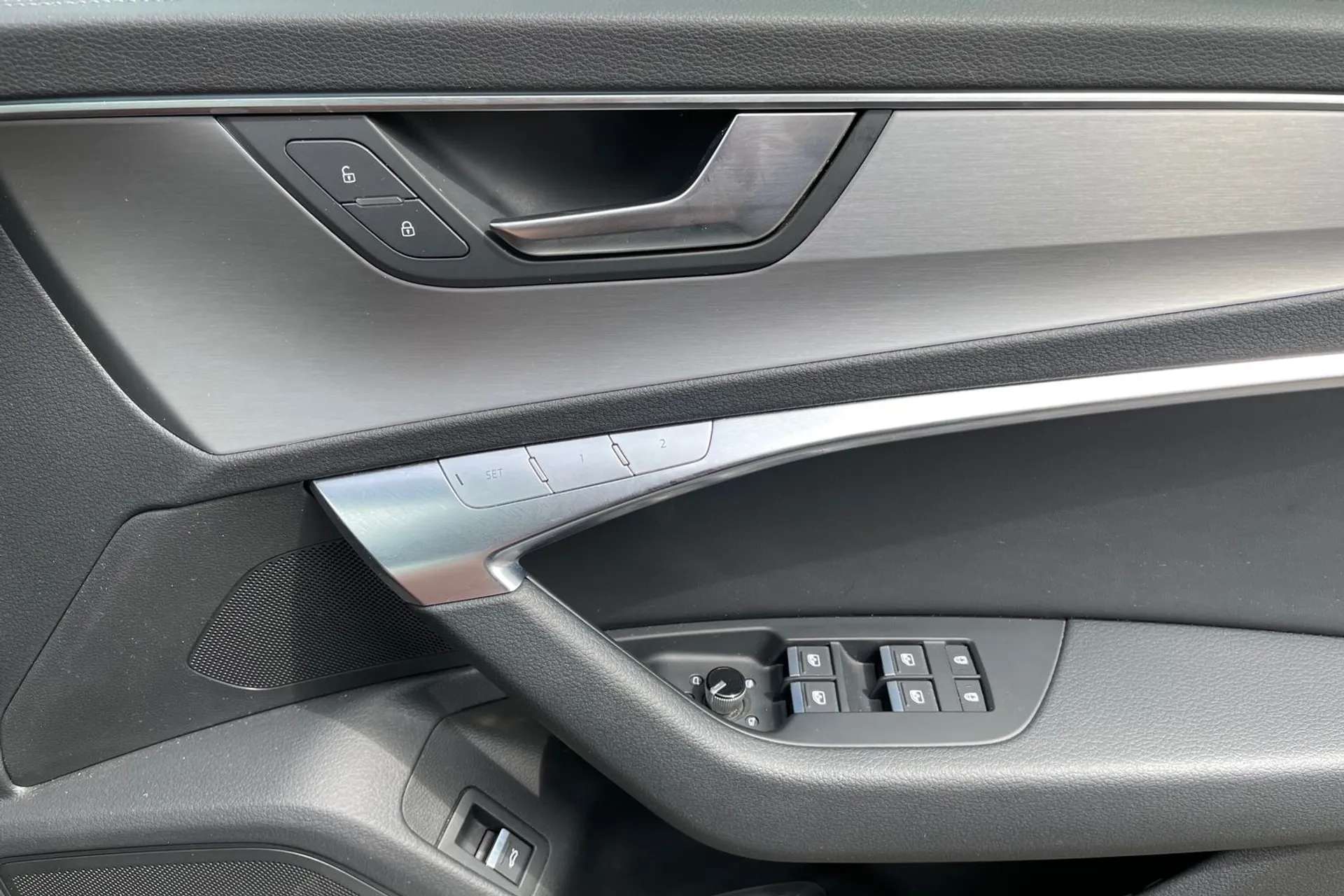 2021 AUDI A6 2021 AUDI A6
