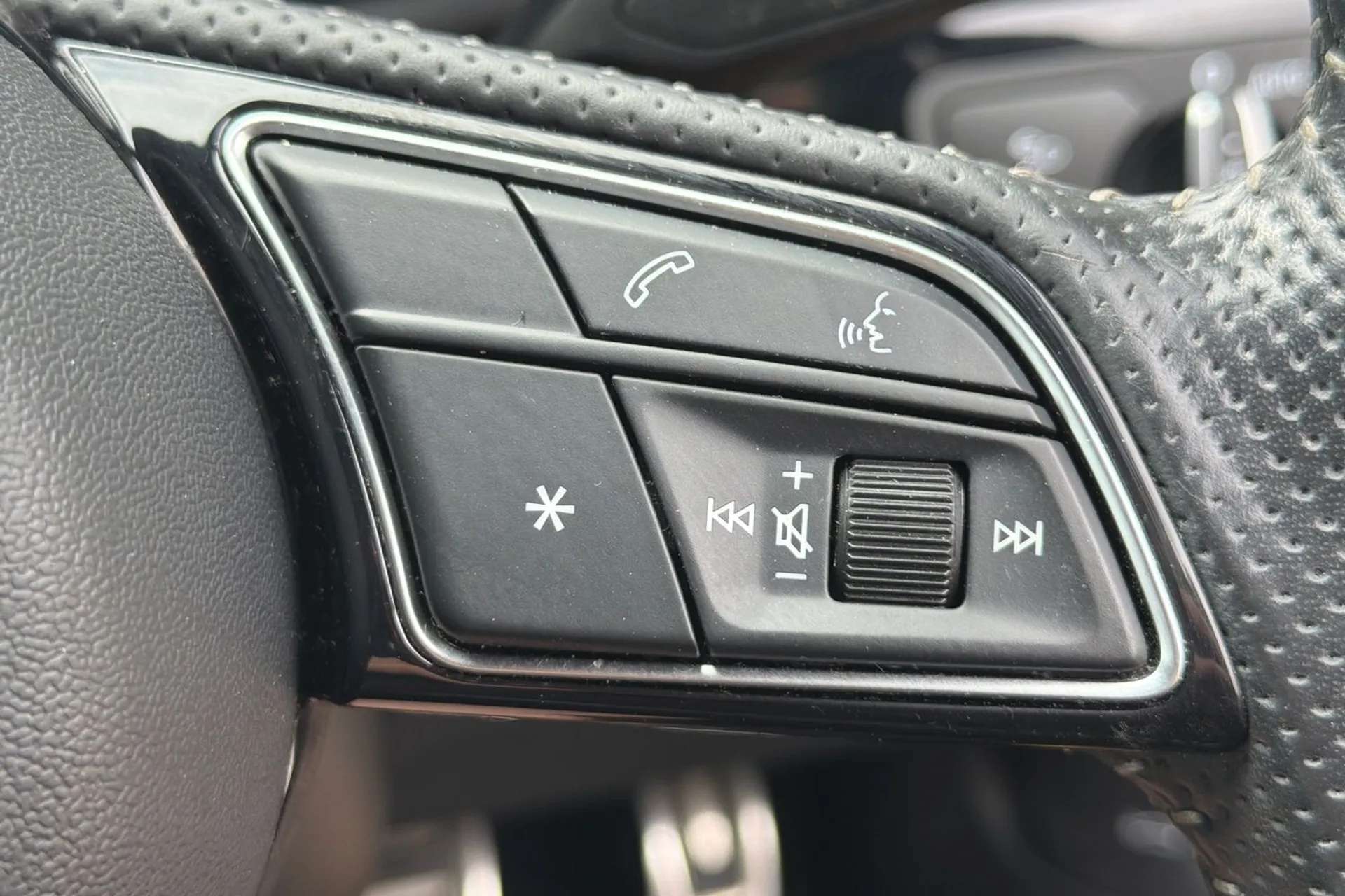 2020 AUDI A4 2020 AUDI A4