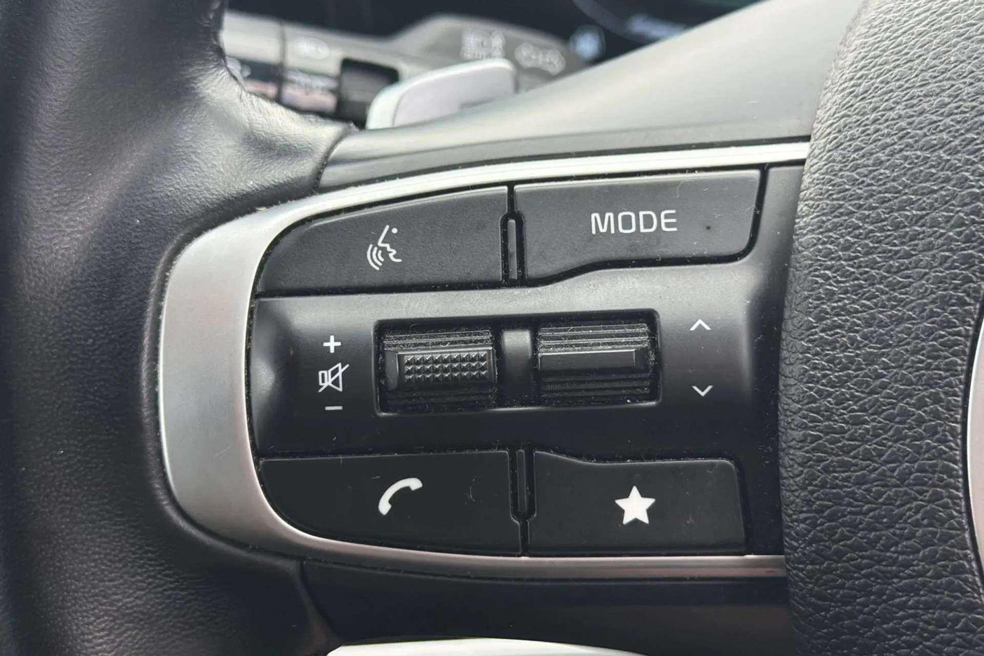 2023 KIA SPORTAGE 2023 KIA SPORTAGE