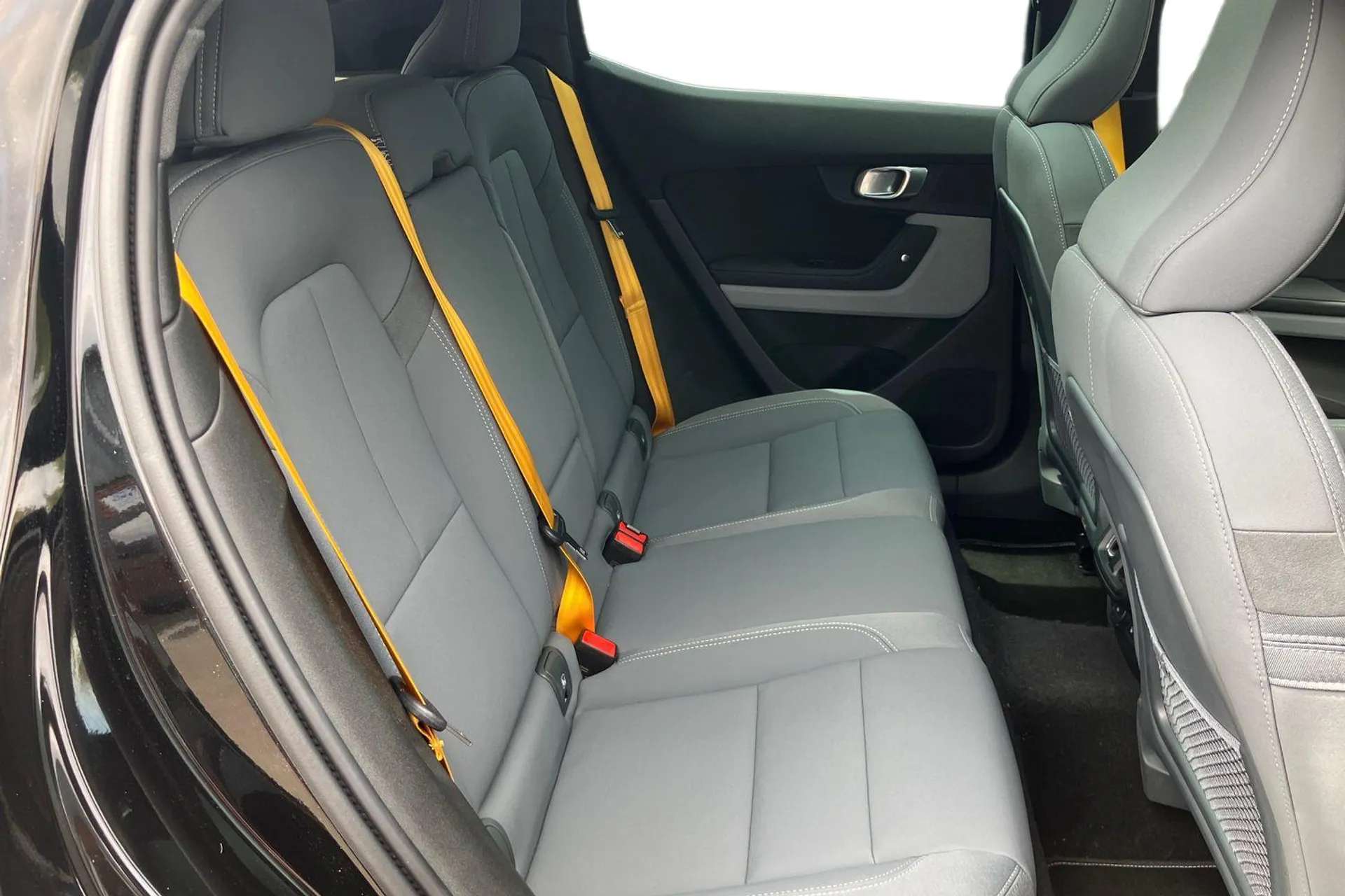 2021 POLESTAR 2 2021 POLESTAR 2