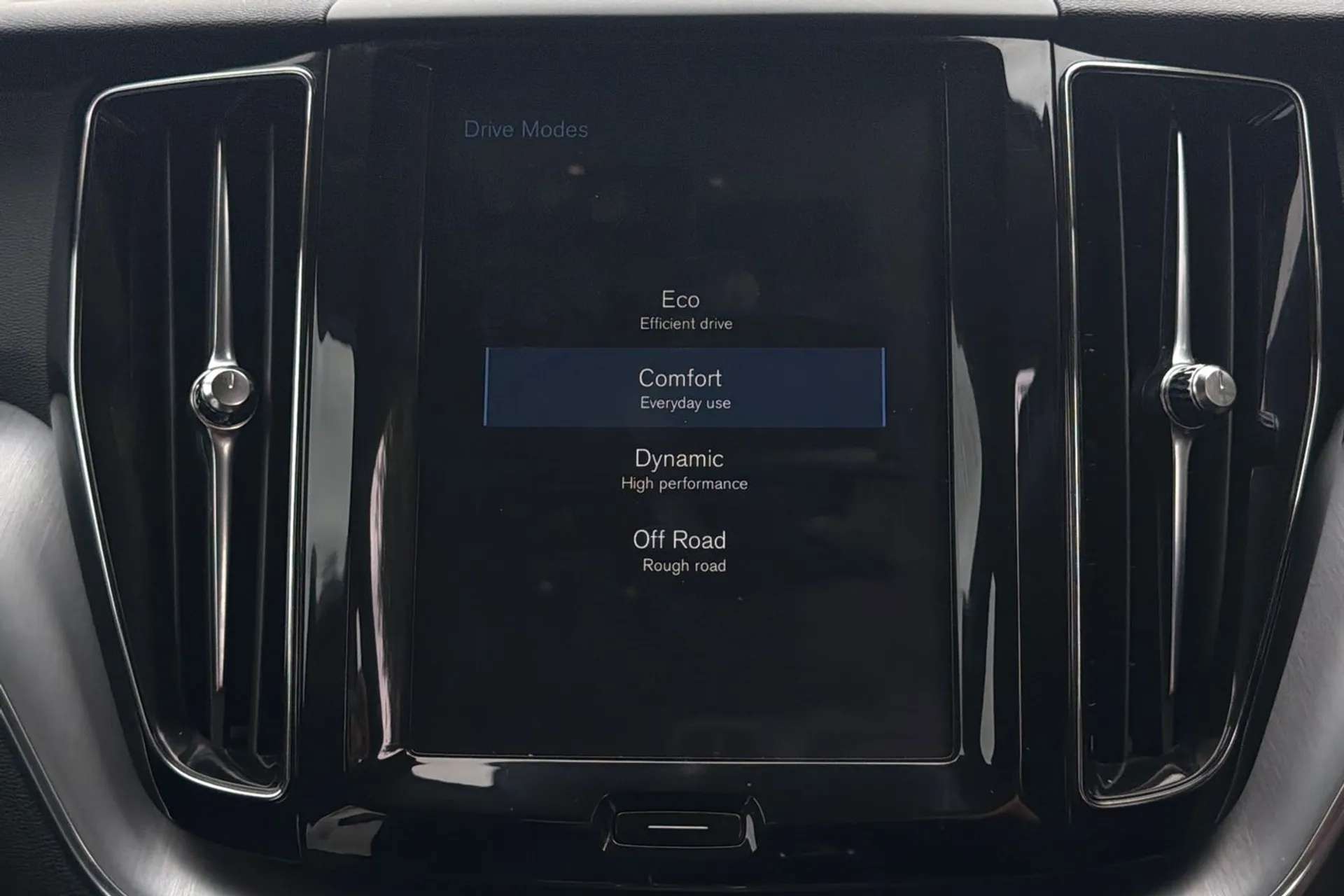 2019 VOLVO XC60 2019 VOLVO XC60