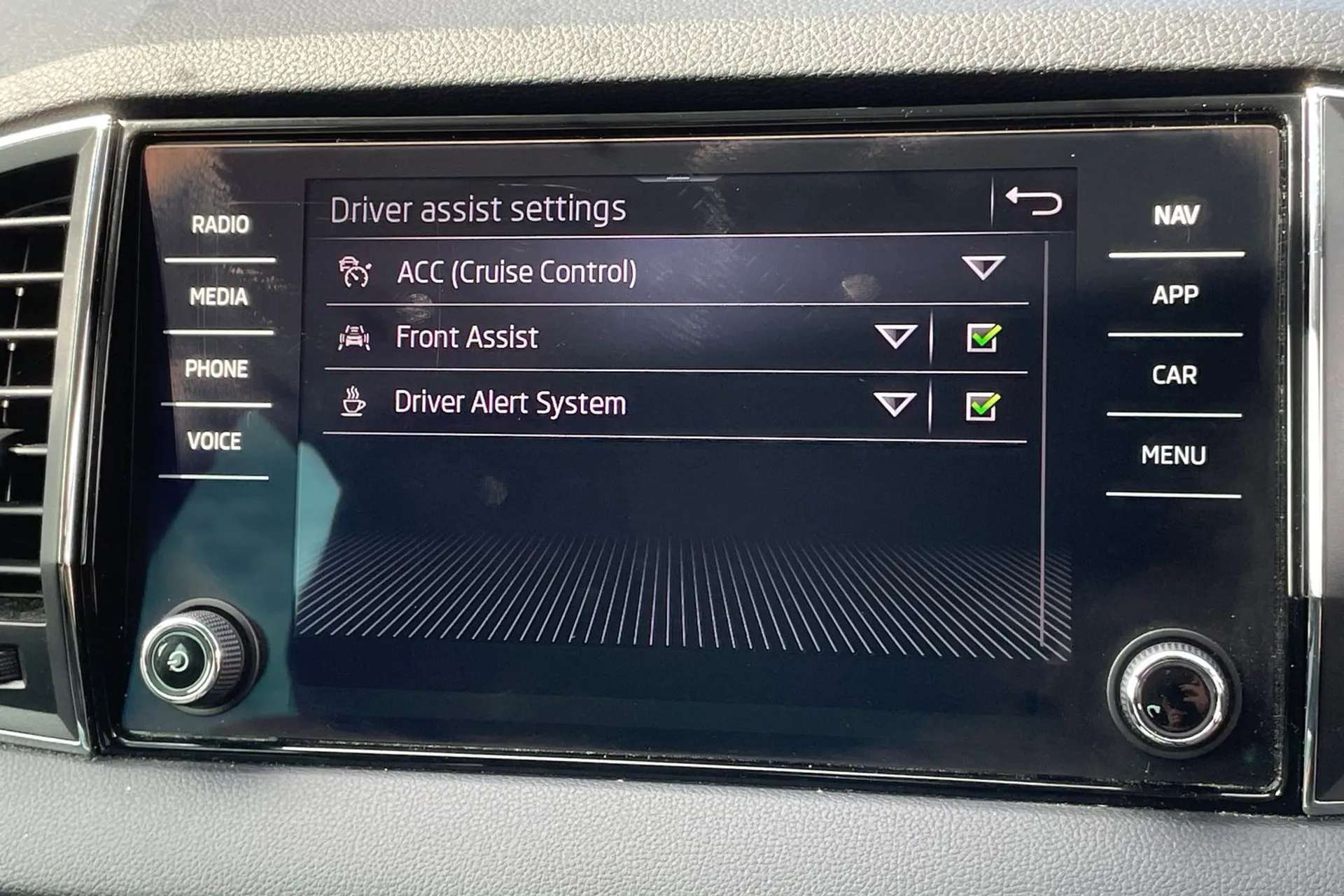 2020 SKODA KAROQ 2020 SKODA KAROQ