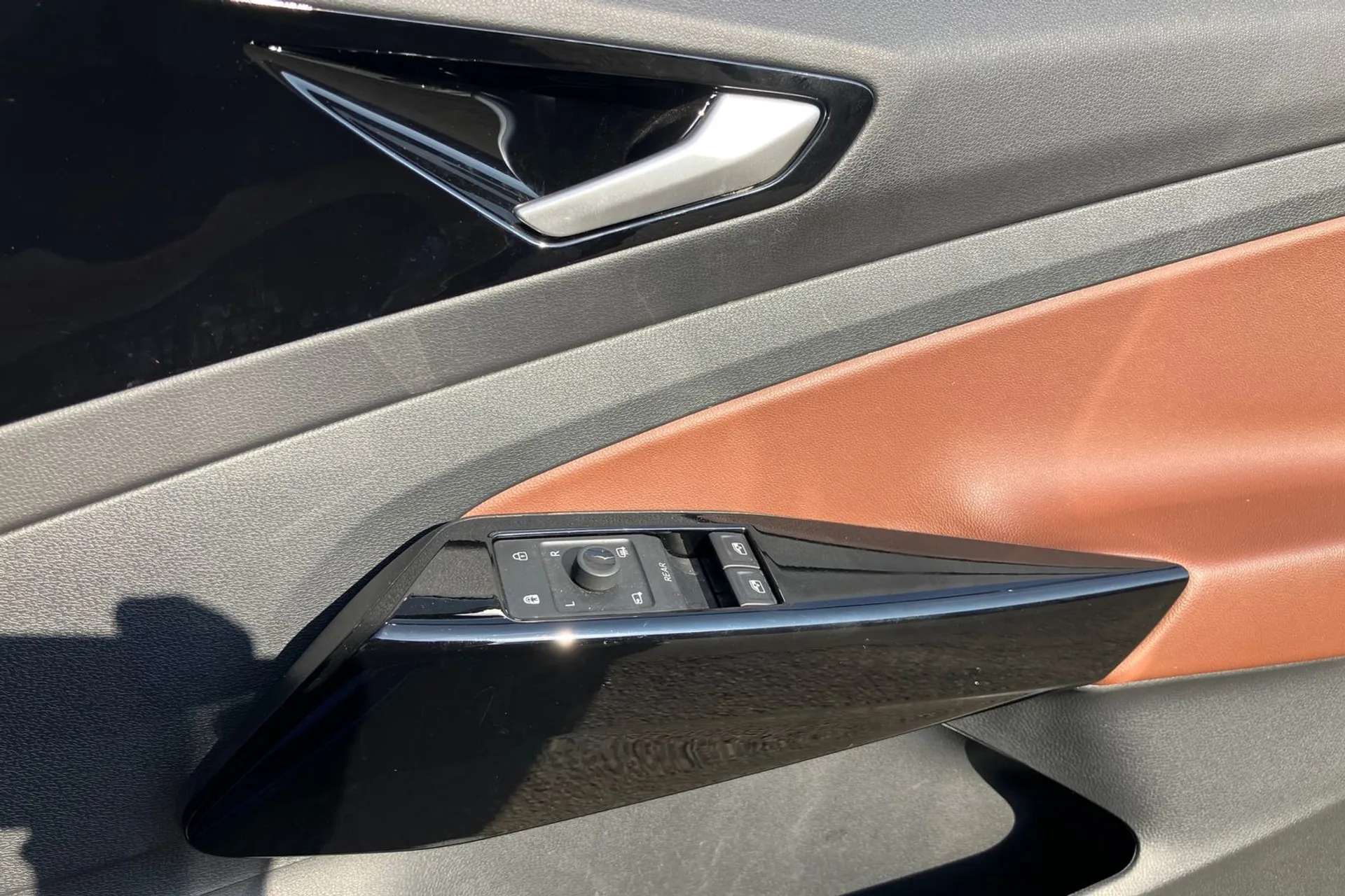 2021 VOLKSWAGEN ID.4 2021 VOLKSWAGEN ID.4