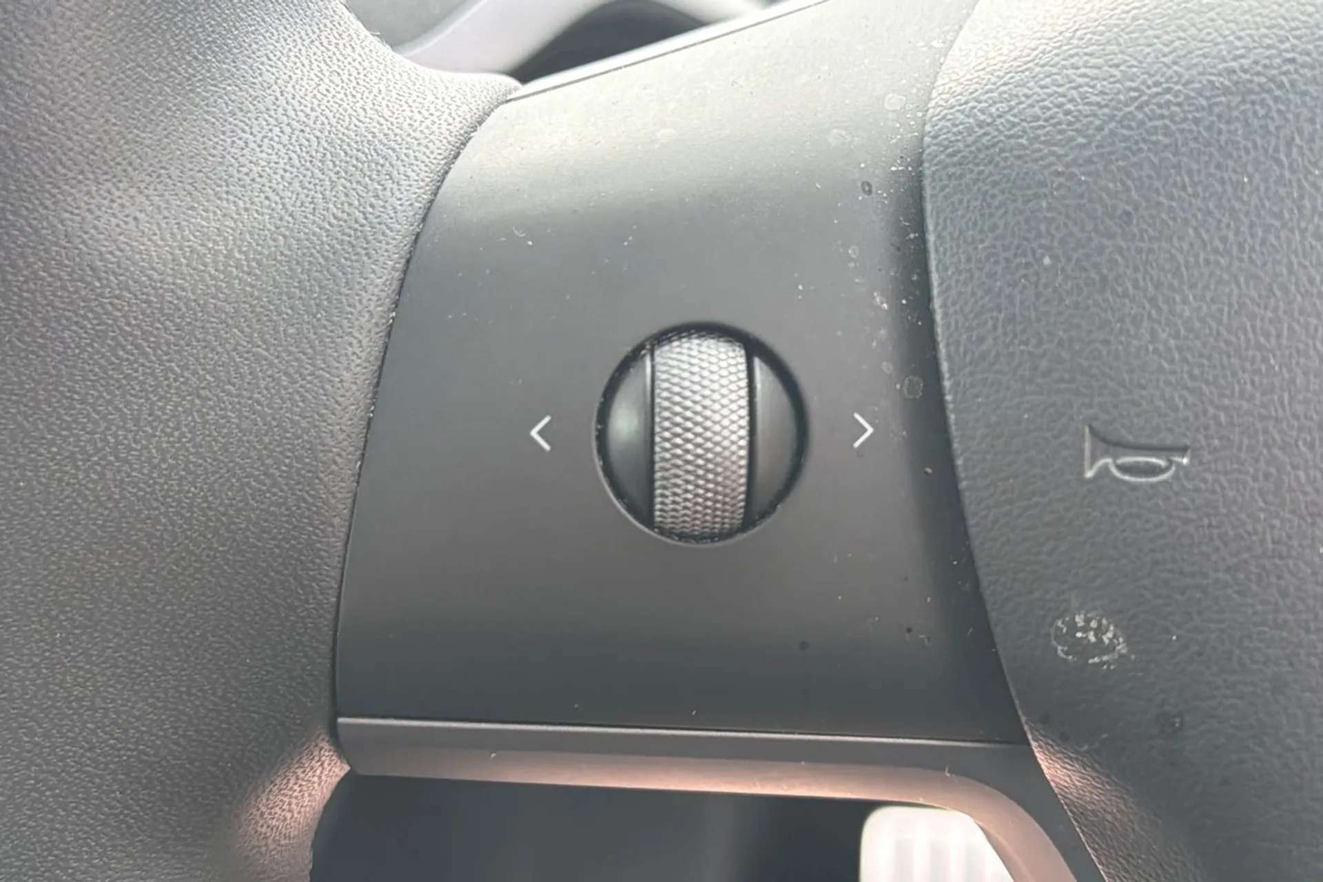 2024 TESLA MODEL Y 2024 TESLA MODEL Y