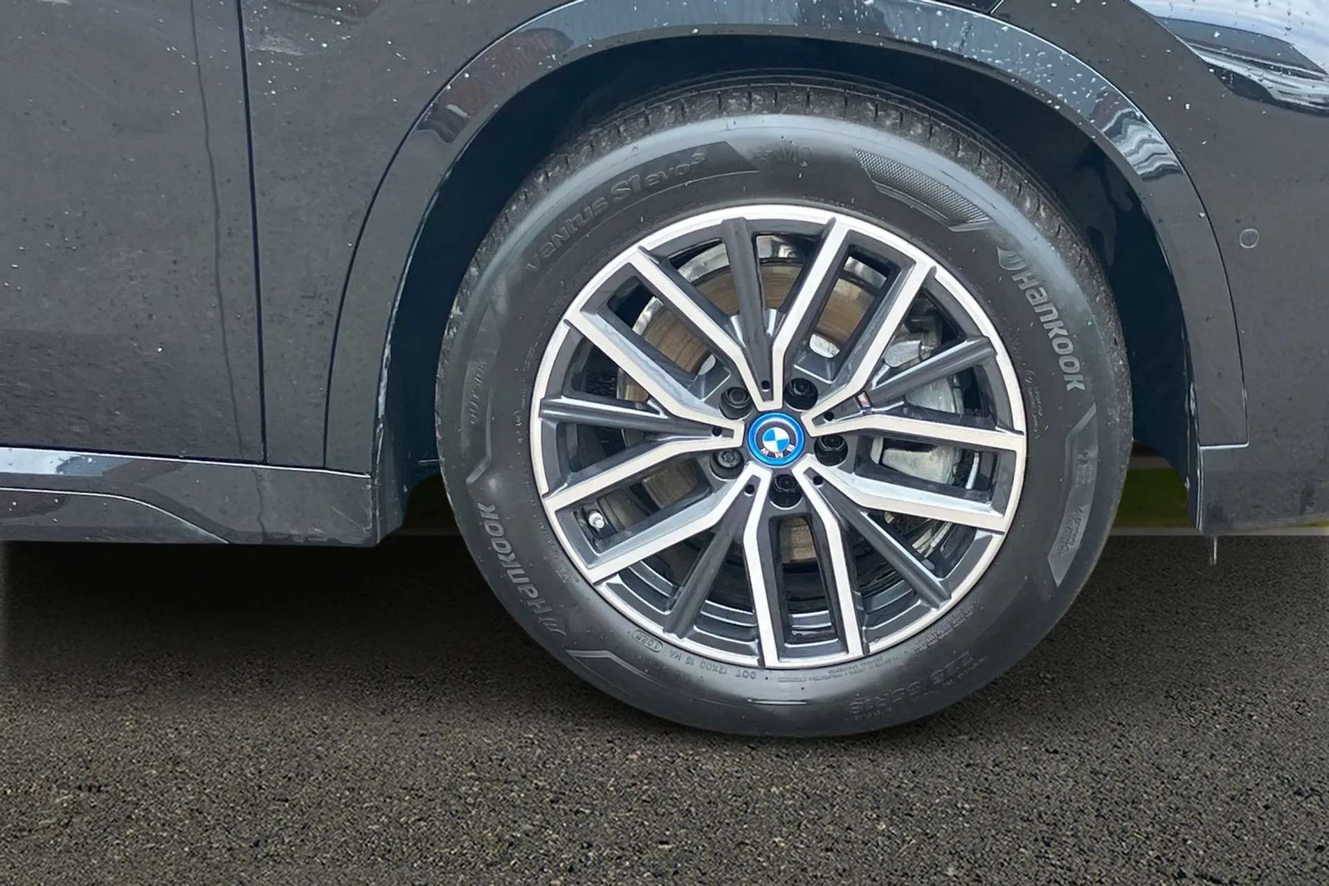 2025 BMW IX1 2025 BMW IX1