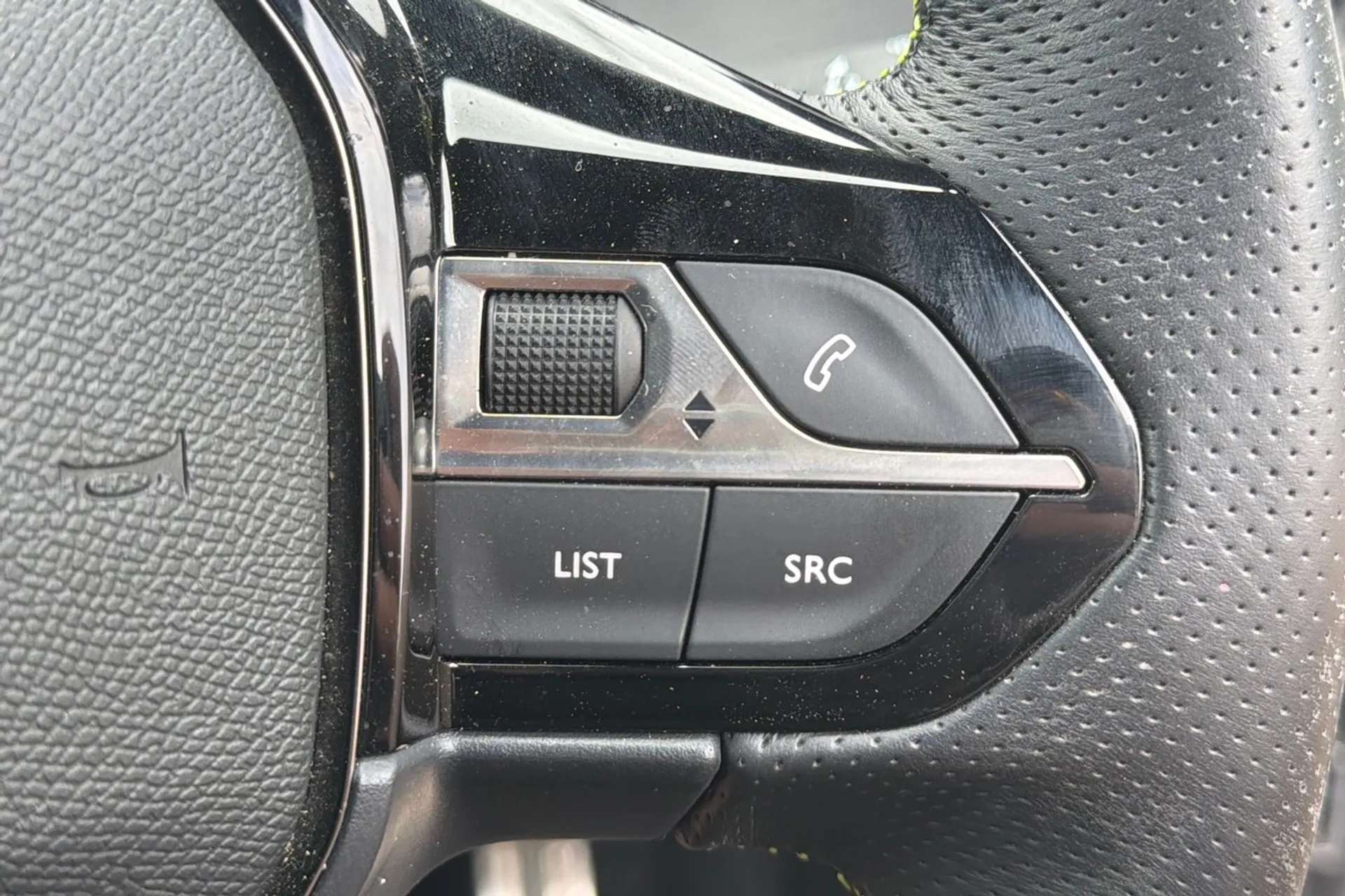 2022 PEUGEOT 208 2022 PEUGEOT 208