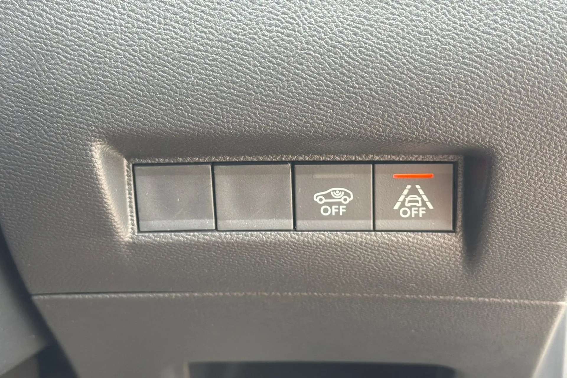 2022 PEUGEOT 208 2022 PEUGEOT 208
