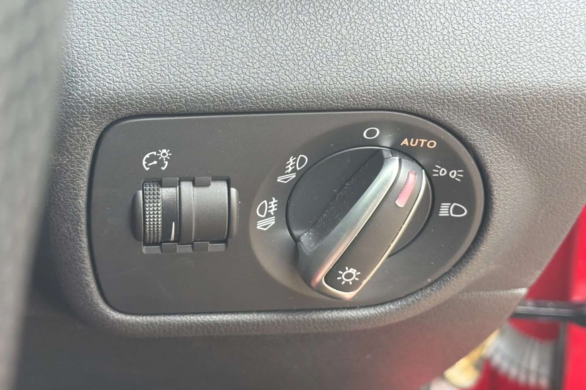 2018 AUDI A1 2018 AUDI A1
