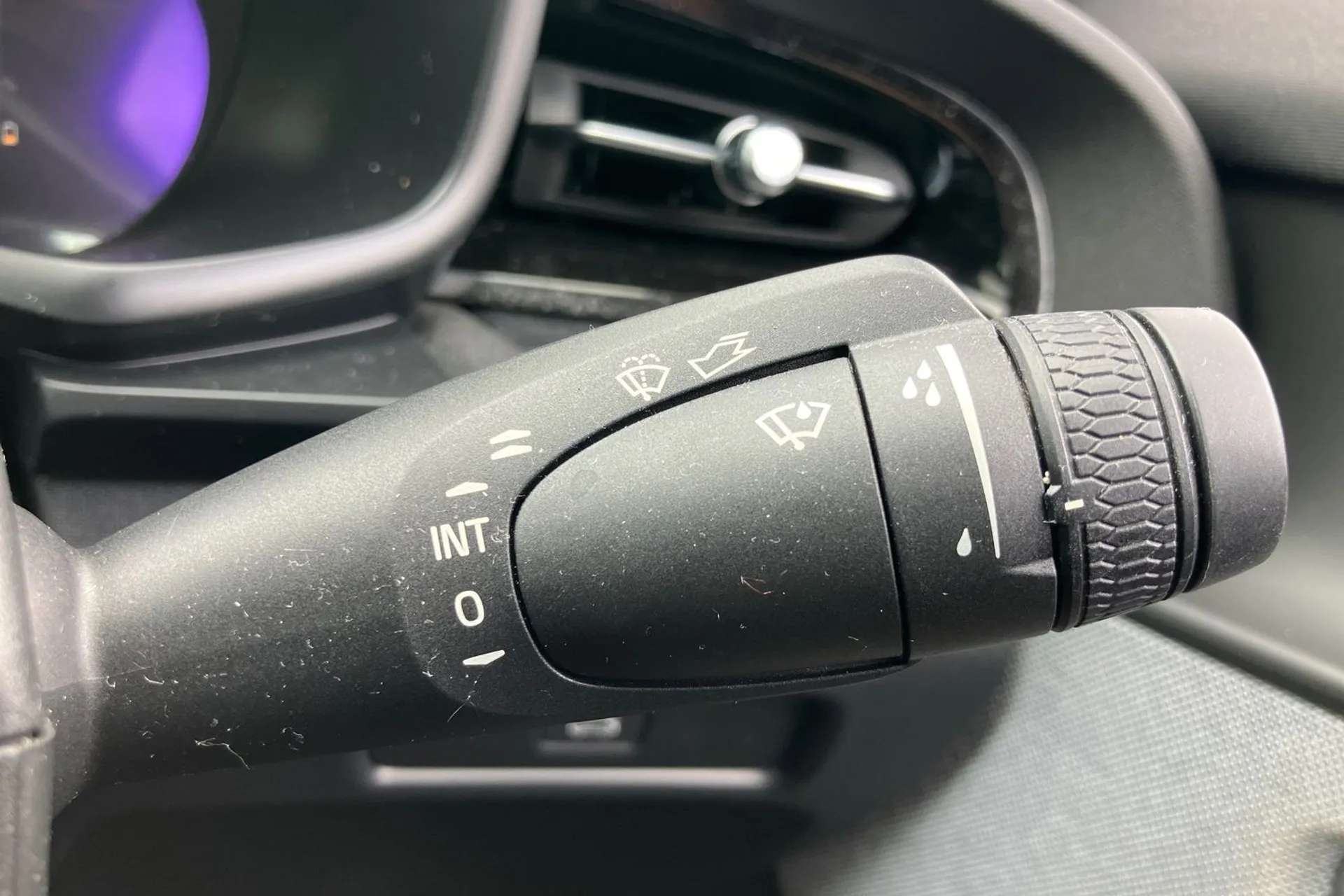 2022 POLESTAR 2 2022 POLESTAR 2