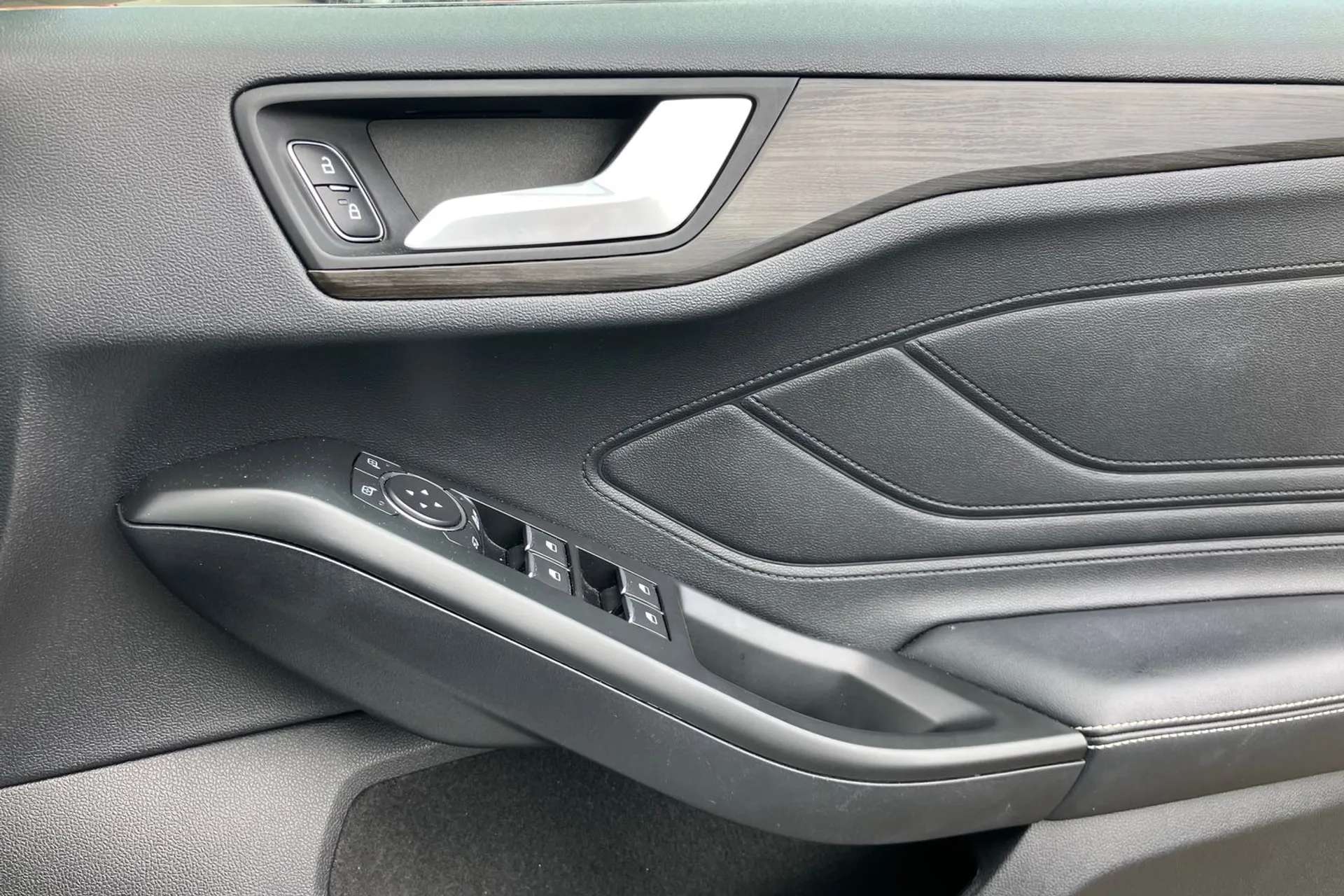 2019 FORD FOCUS VIGNALE 2019 FORD FOCUS VIGNALE