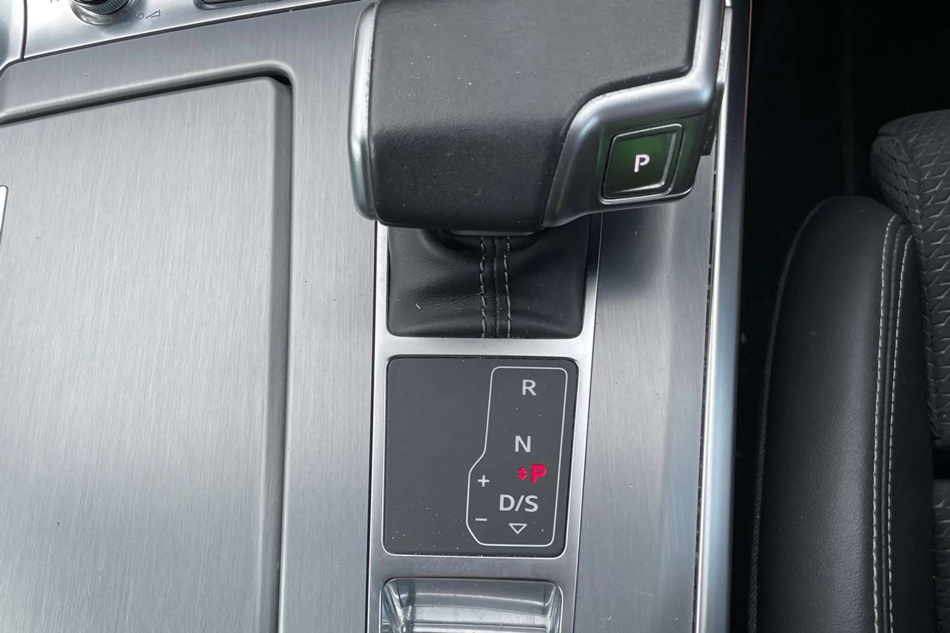 2021 AUDI A6 2021 AUDI A6